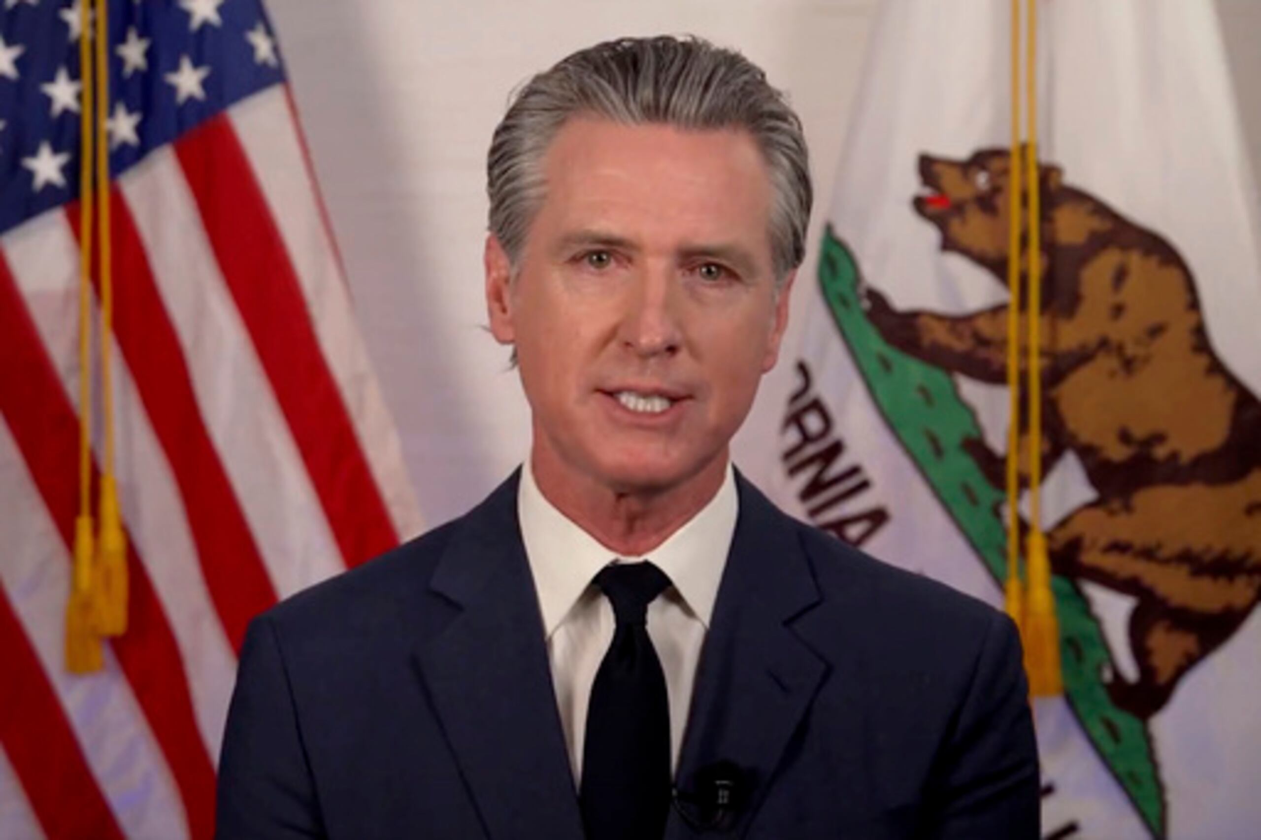 Gobernador Gavin Newsom da un discurso el martes, 10 de junio de 2025.