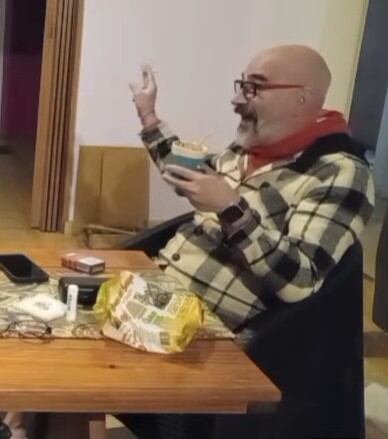Imagen de la cobertura de: Muere periodista argentino durante estreno de su canal de streaming en vivo