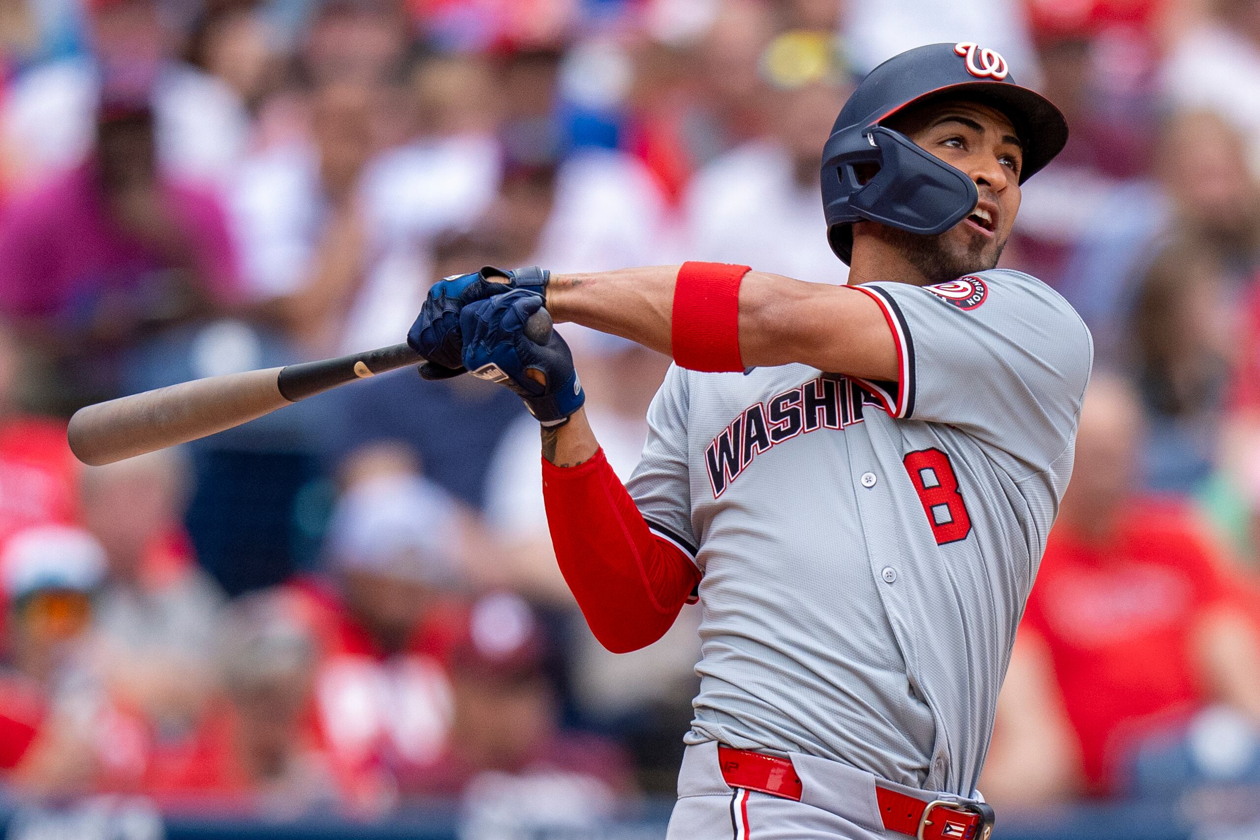 Eddie Rosario fue dejado en libertad por los Nationals de Washington, Braves de Atlanta y Mets de Nueva York en la temporada 2024 de MLB.