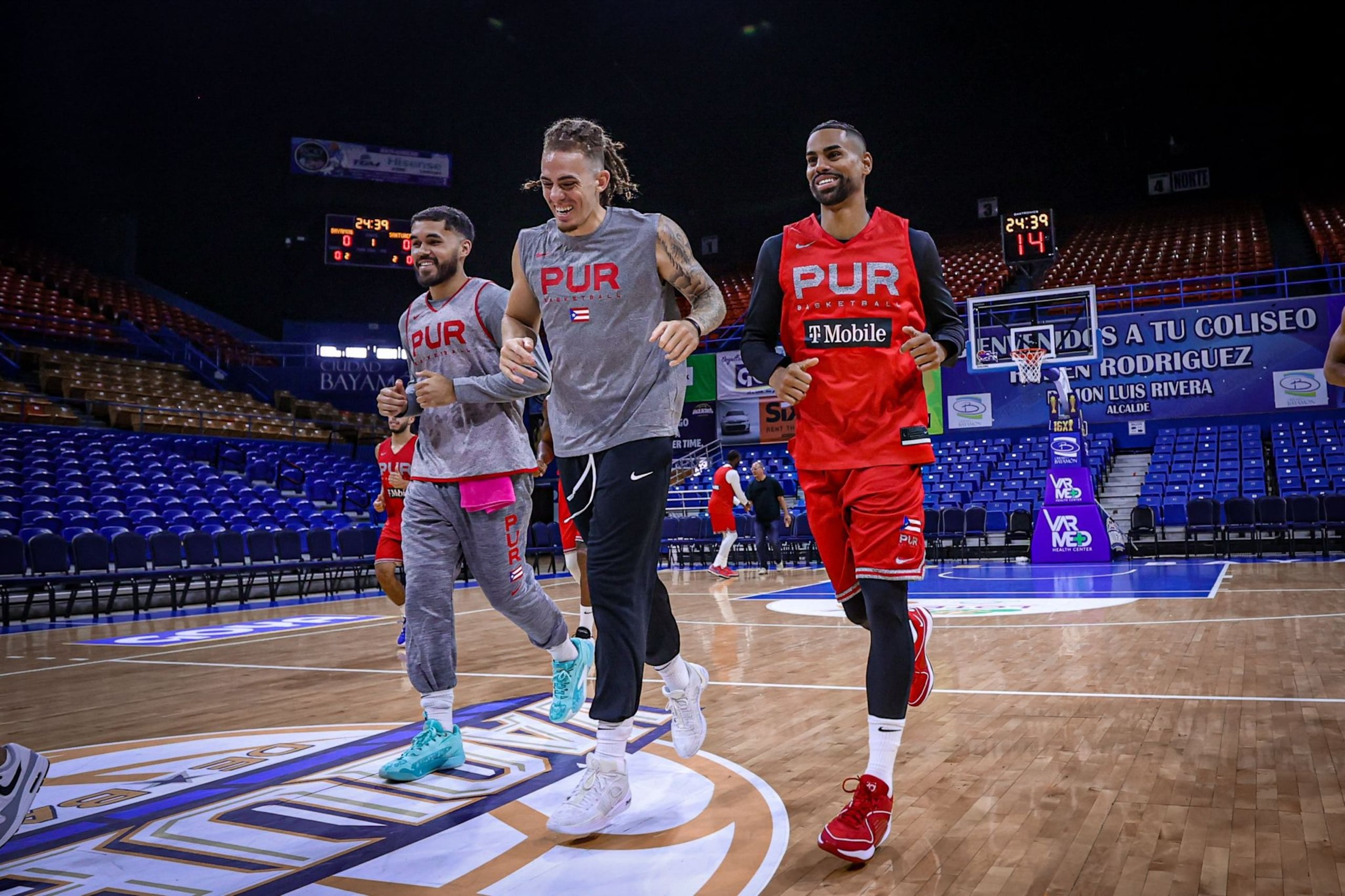 Arnaldo Toro, Isaiah Piñeiro y Gian Clavell calientan motores en la primera práctica de la Selección Nacional con miras al torneo en julio.