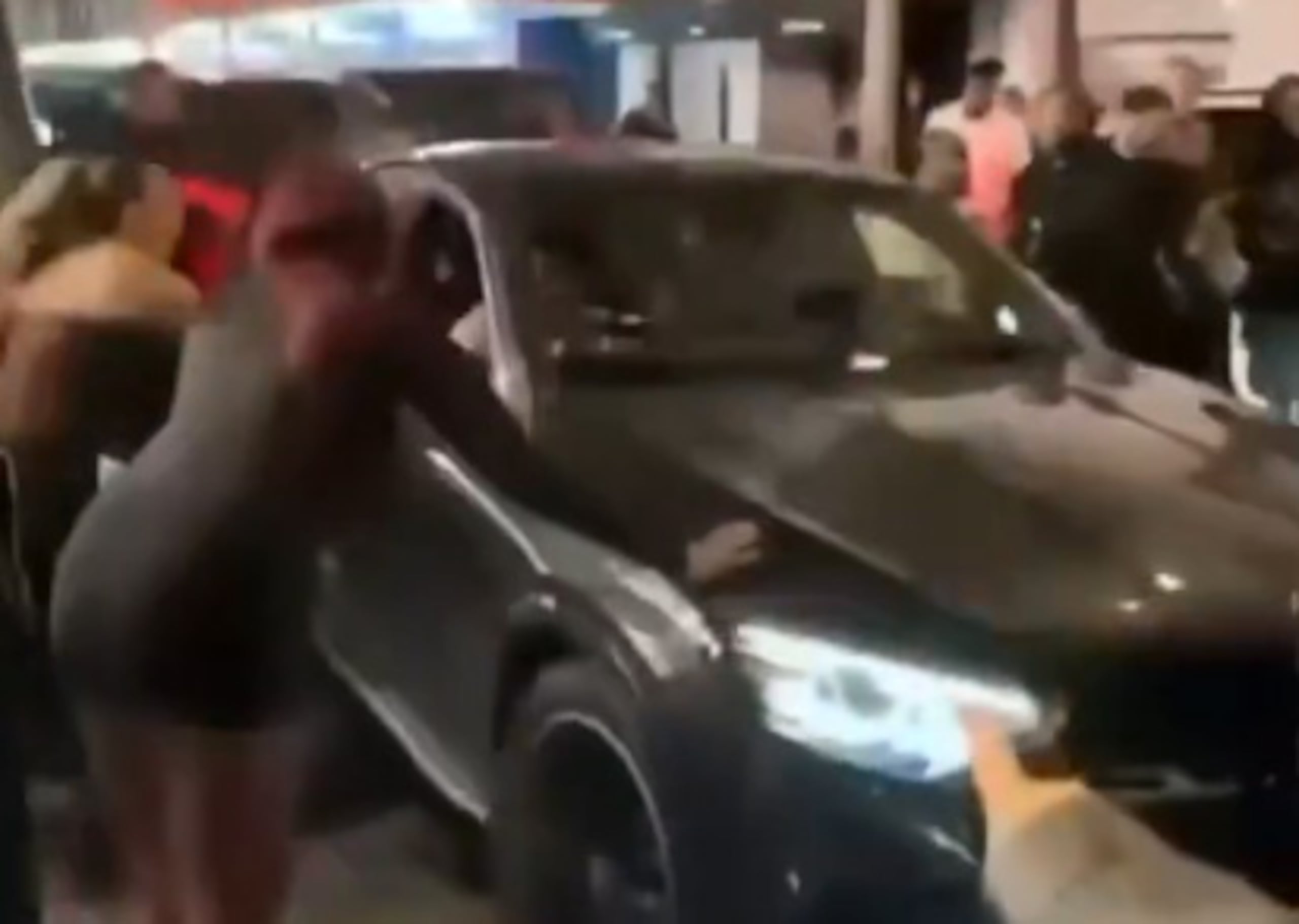 Cantante que participó en “The X Factor” enfrenta cargos por el asesinato de una influencer