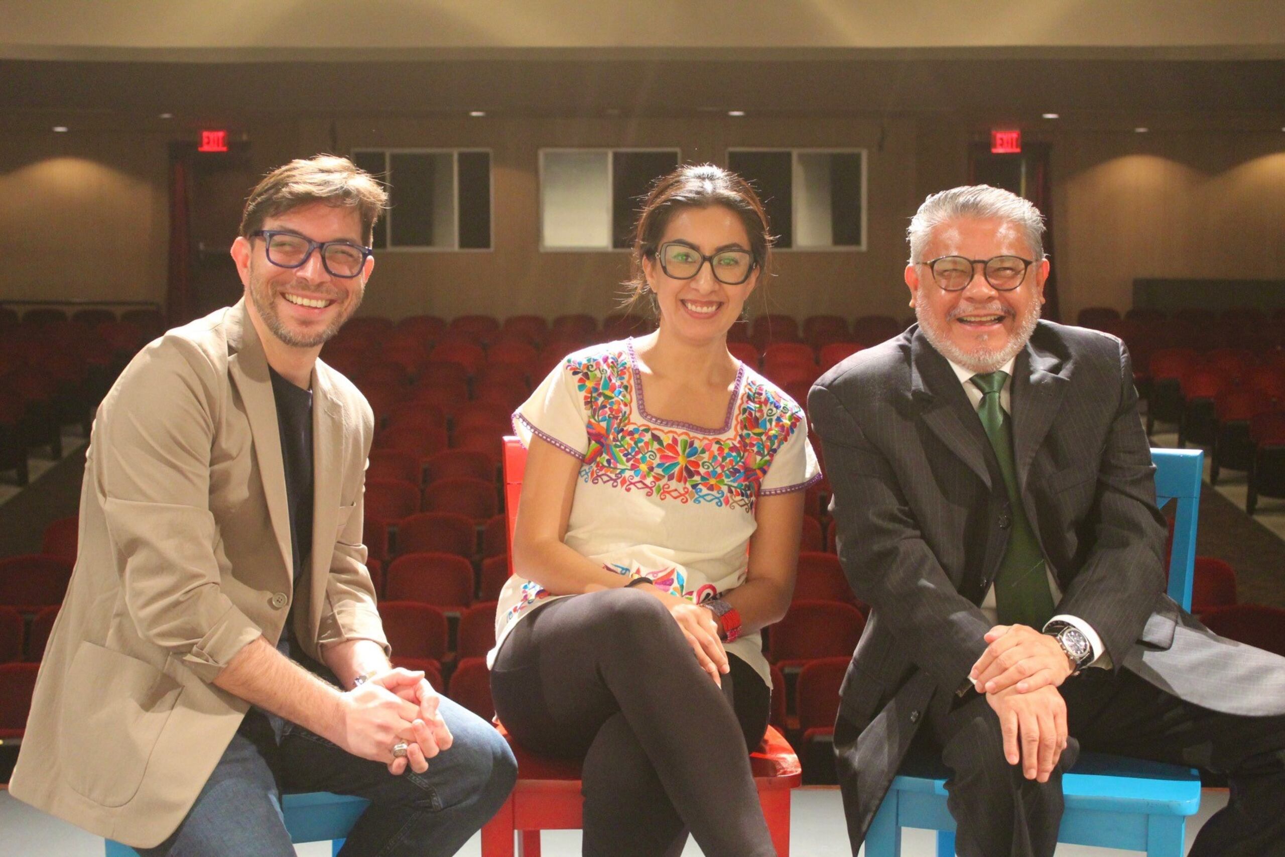 Ismanuel Rodríguez, director del Programa de Artes Escénicas del ICP, trabaja esta edición conjuntamente con Sarahí Esquivel, directora de Asuntos Culturales, Económicos y Promoción del Consulado de México y Juan Manuel Calderón, Cónsul de México en Puerto Rico.