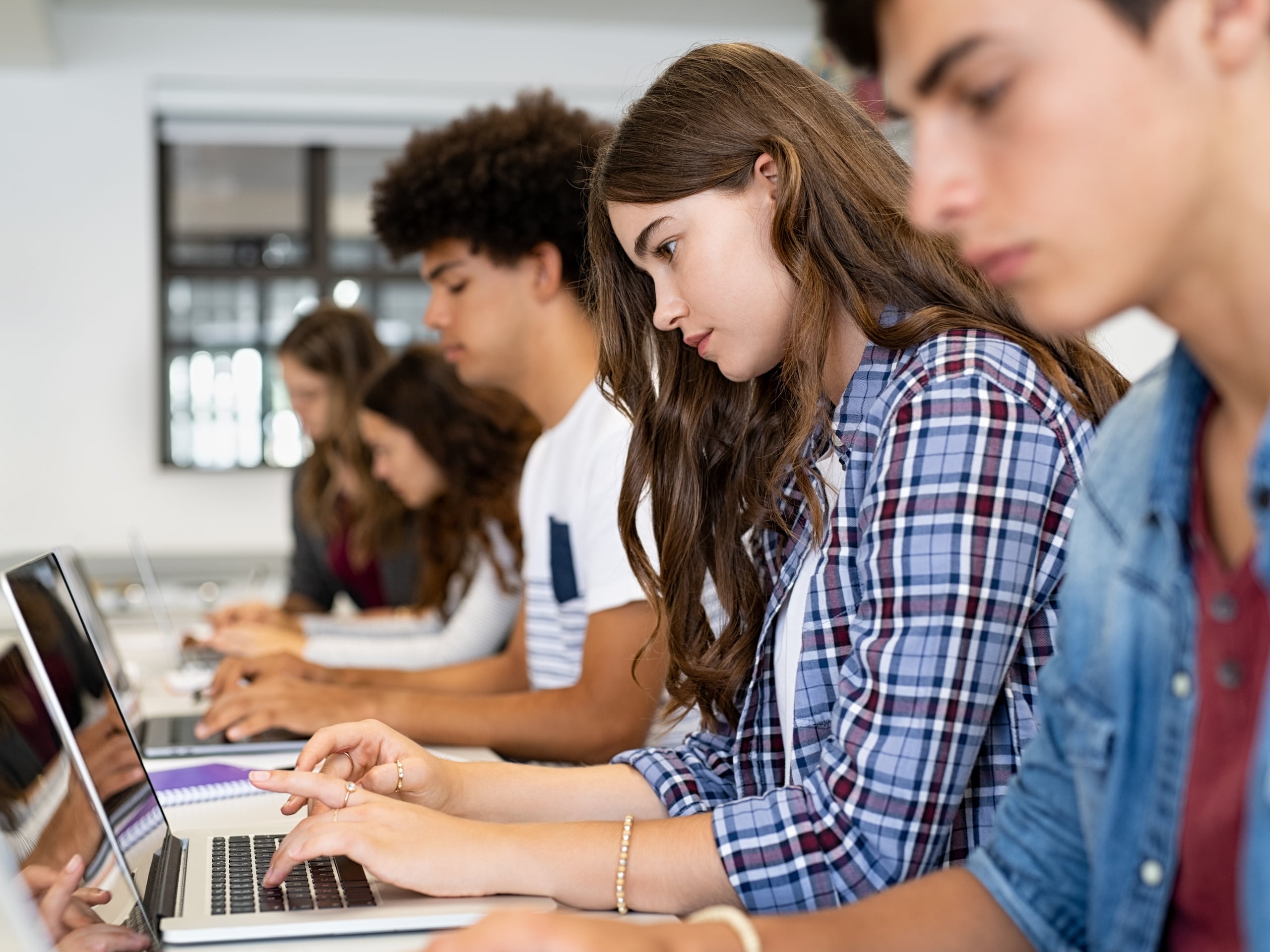 En Dreyfous, la integración intencionada de herramientas tecnológicas enriquece el proceso de enseñanza-aprendizaje.