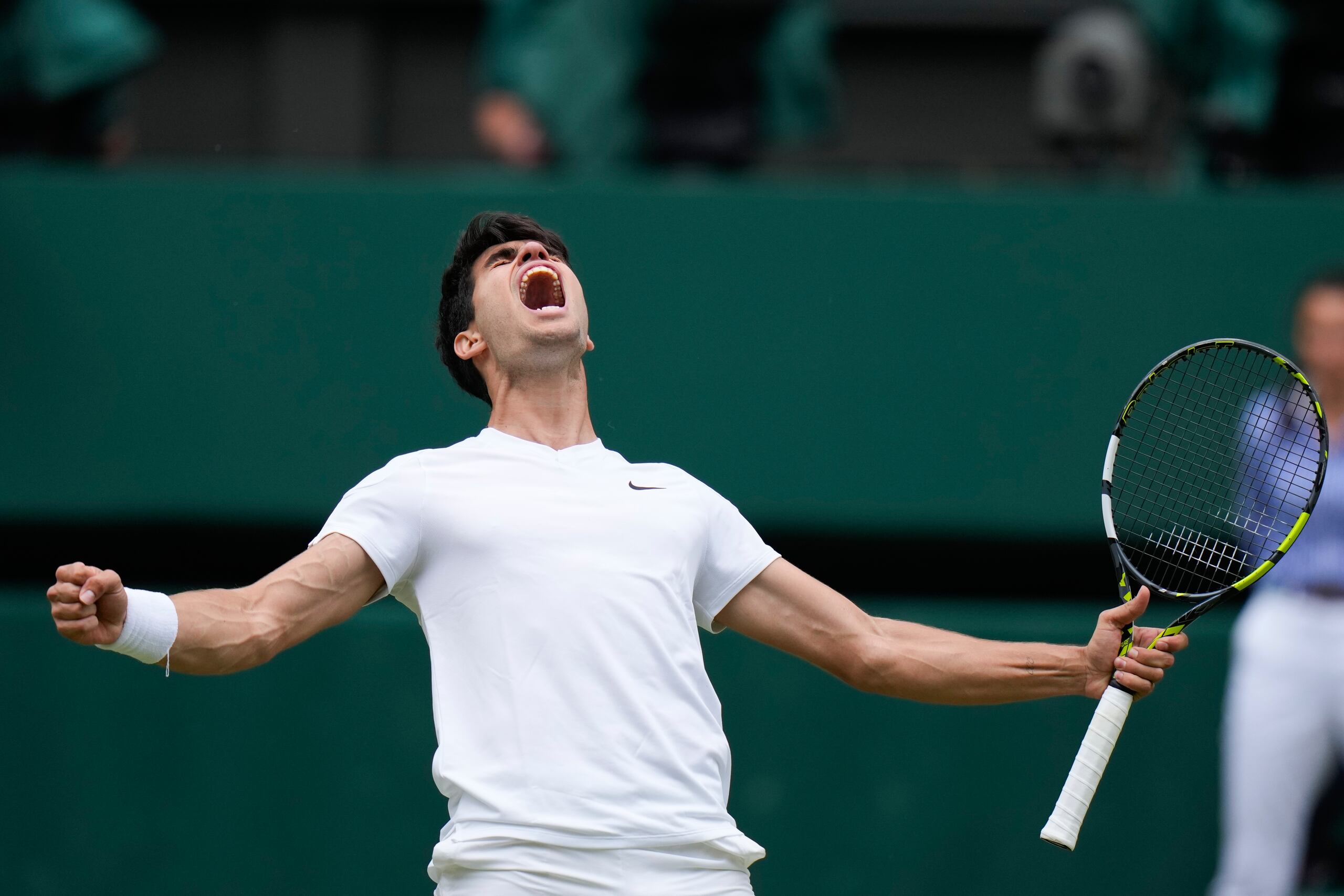 El español Carlos Alcaraz tiene ahora, a los 21 años, marca de 4-0 en finales de Grand Slam.