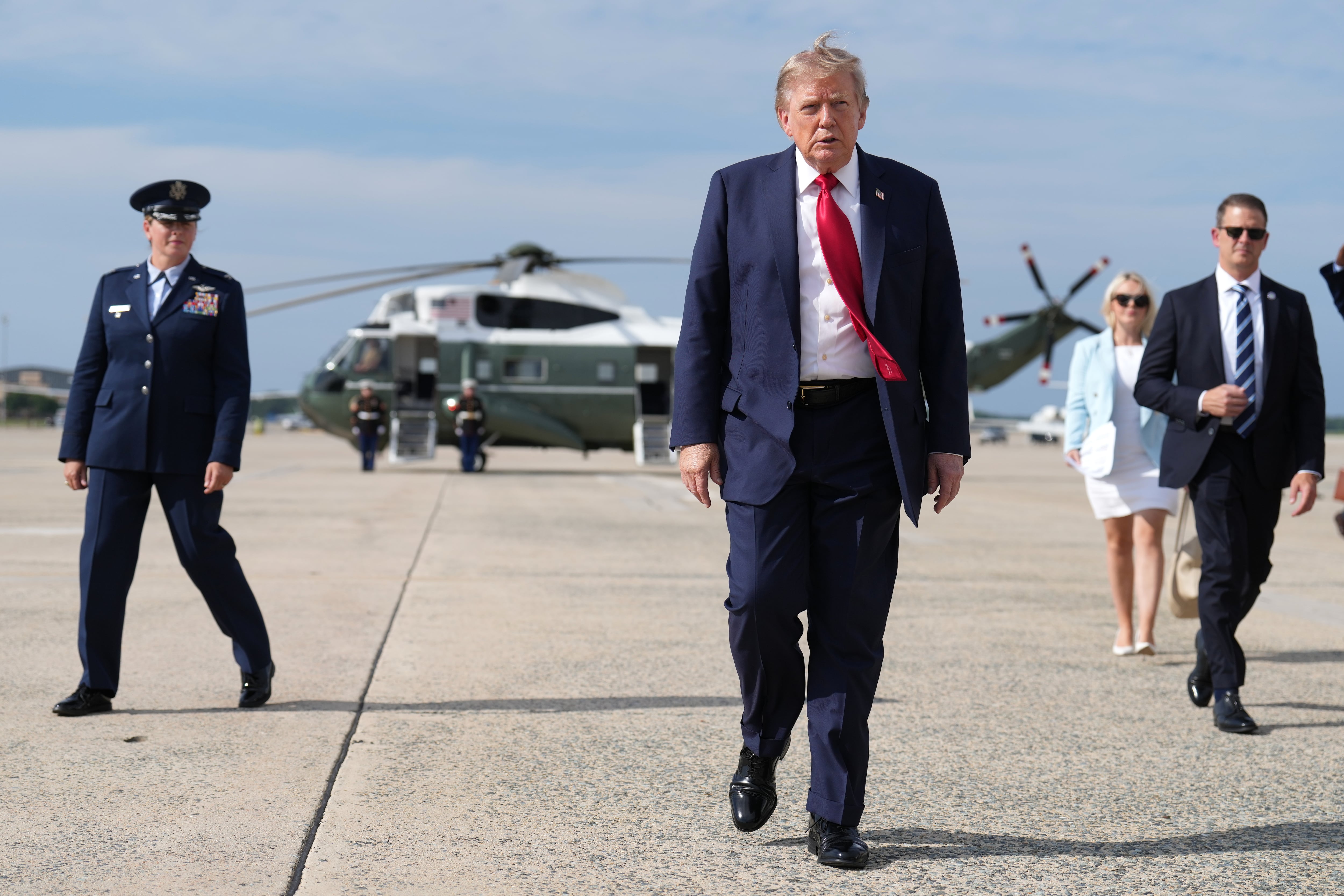 Imagen de la cobertura de: Trump pide a juez que rechace solicitud de la BBC para citar a familiares en demanda por difamación