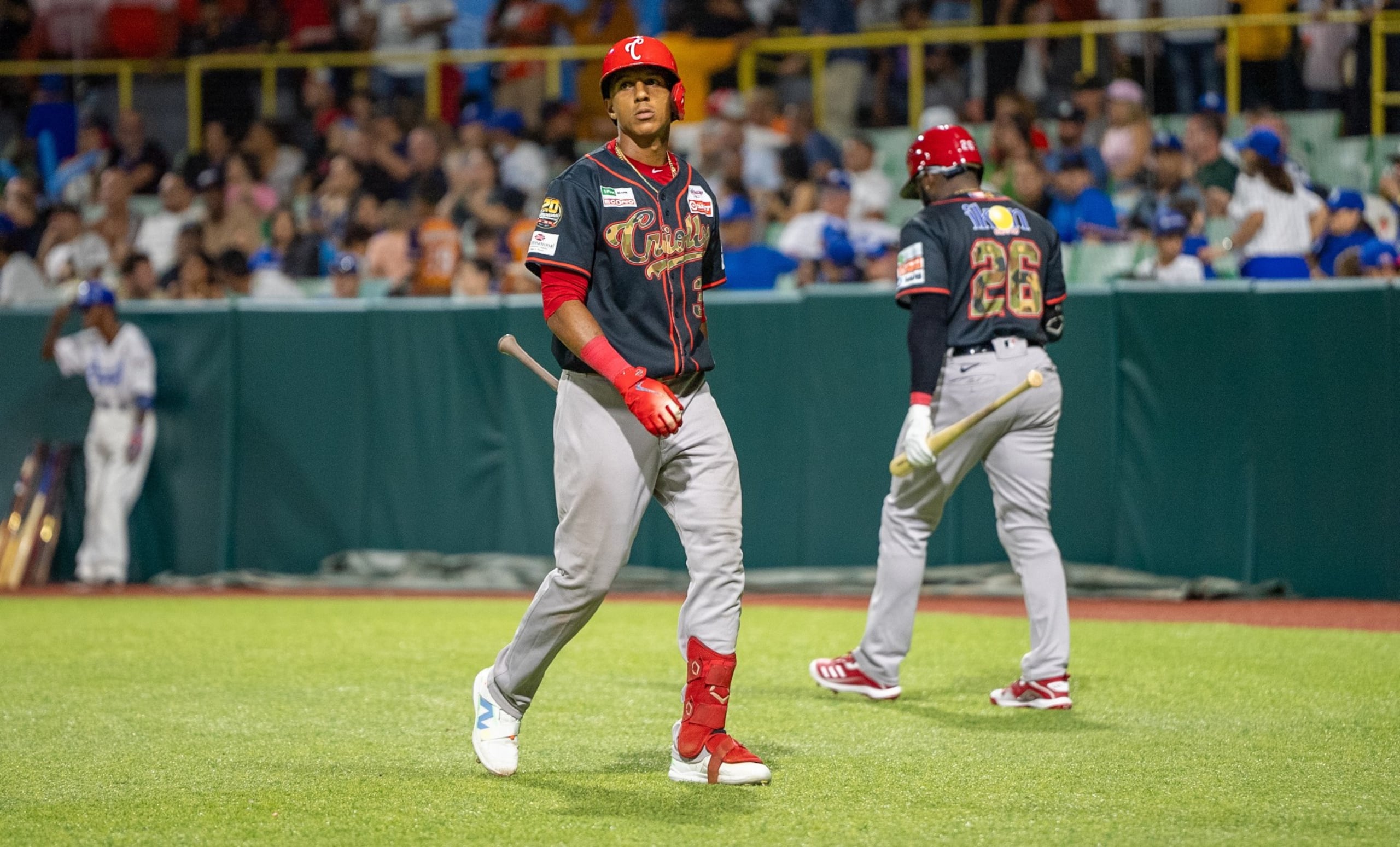 En la foto, Johneshwy Fargas, de los Criollos de Caguas