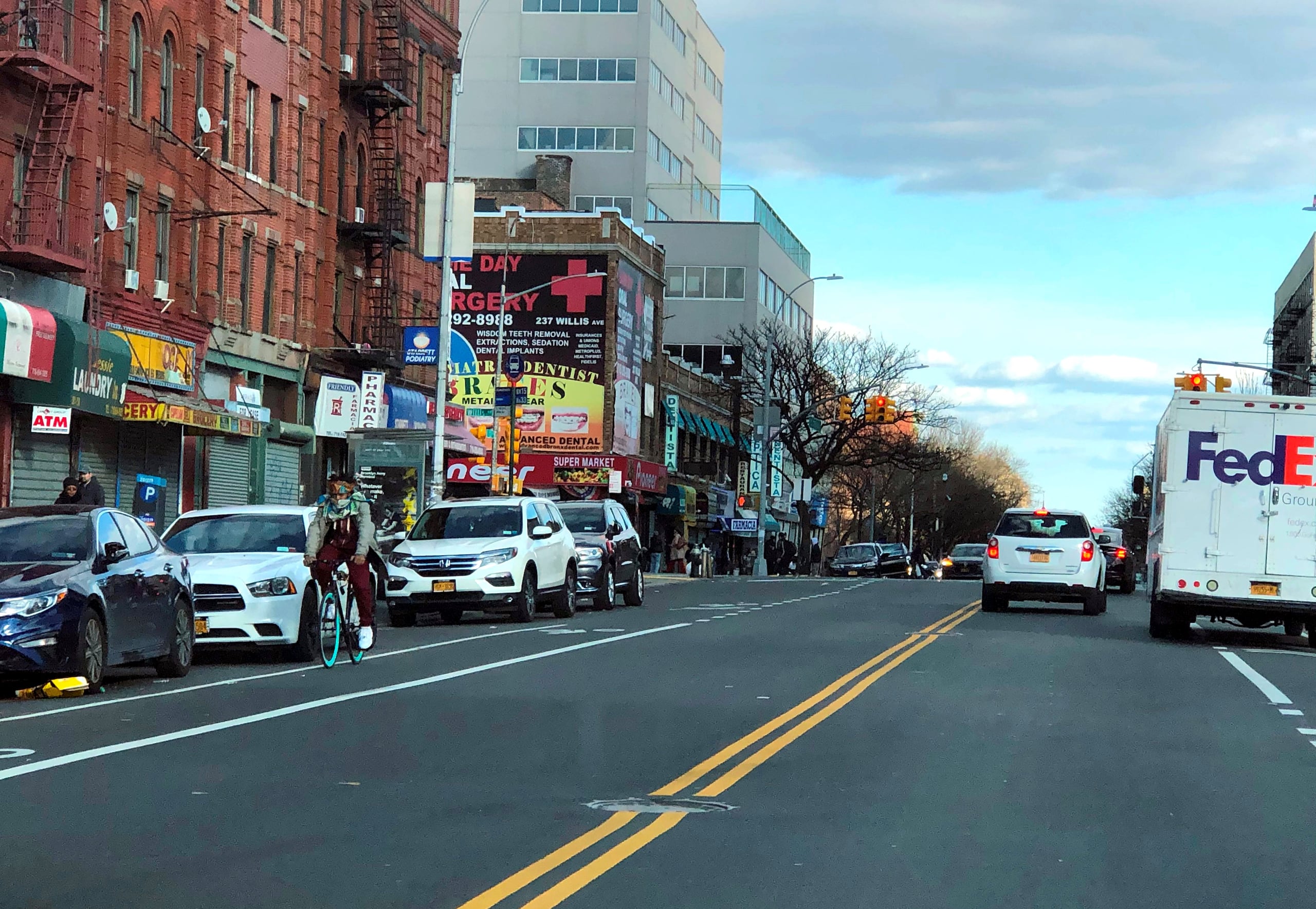 Vista de una calle poco transitada en El Bronx, el condado de mayoría latina de Nueva York (EE. UU.). Fotografía de archivo. EFE/Ruth E. Hernández