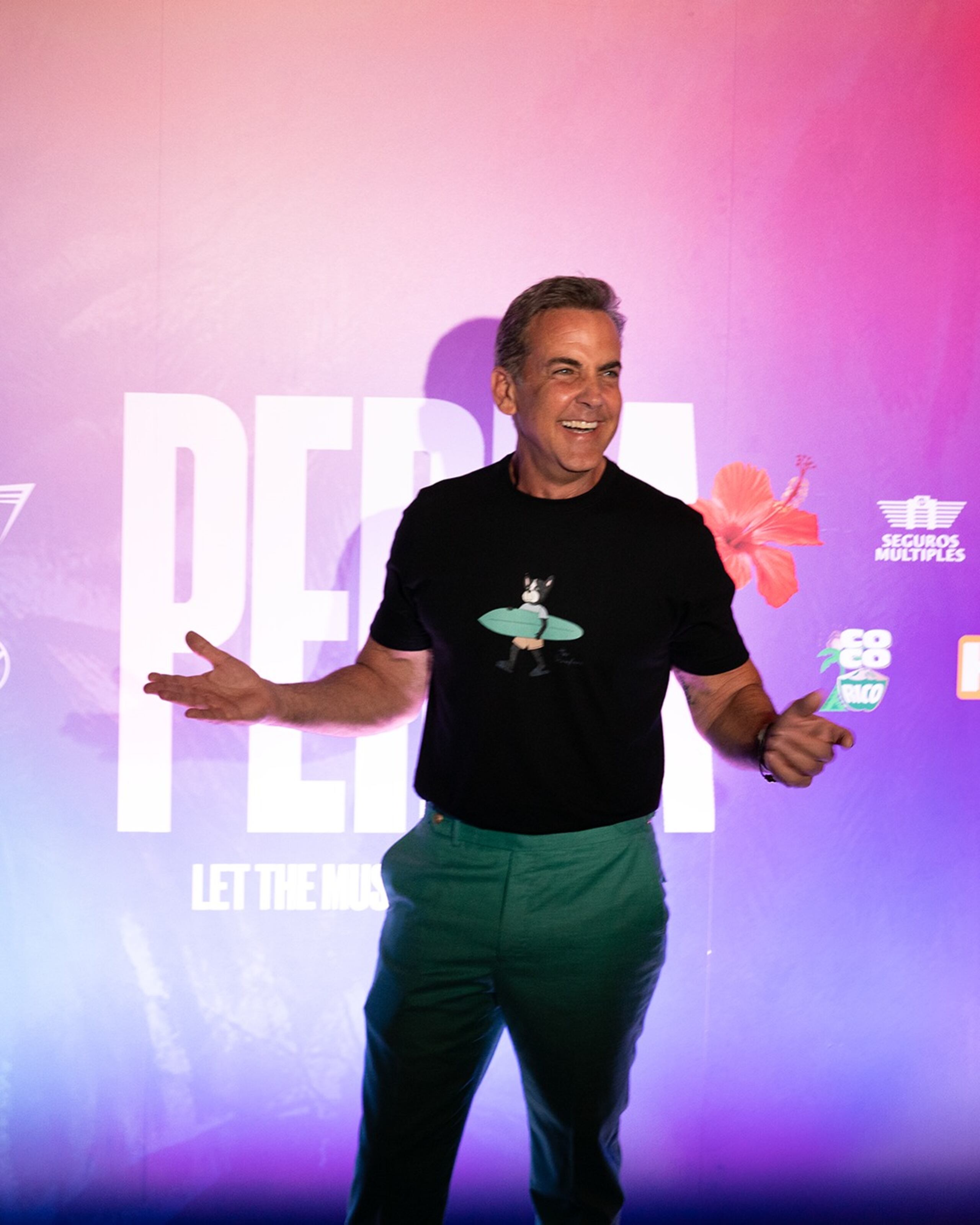 Carlos Ponce recordó detalles de su vida en la Isla hasta la adolescencia.