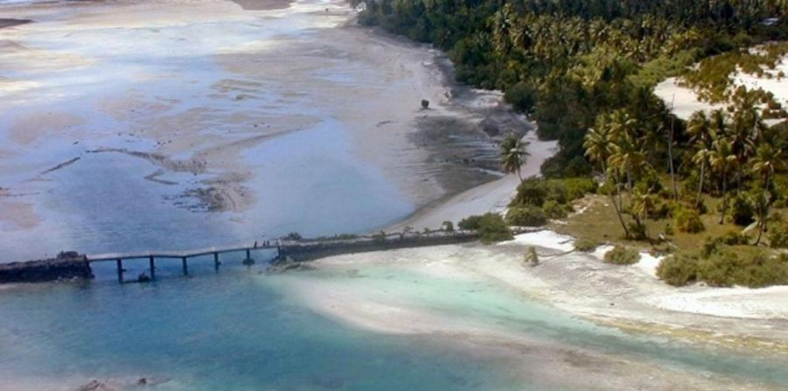 Kiribati, Islas Marshall, Tuvalu y las Antillas Menores son alguas de las islas que afrontan el problema del alza en el nivel del mar y que dispondrán de menos agua potable. (EFE)