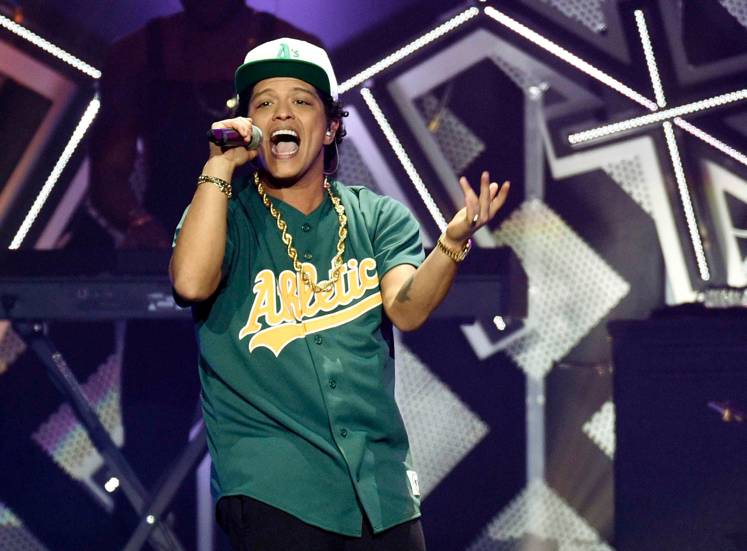 El padre de Bruno Mars es boricua-judío de Nueva York y la madre filipina-española. (AP)