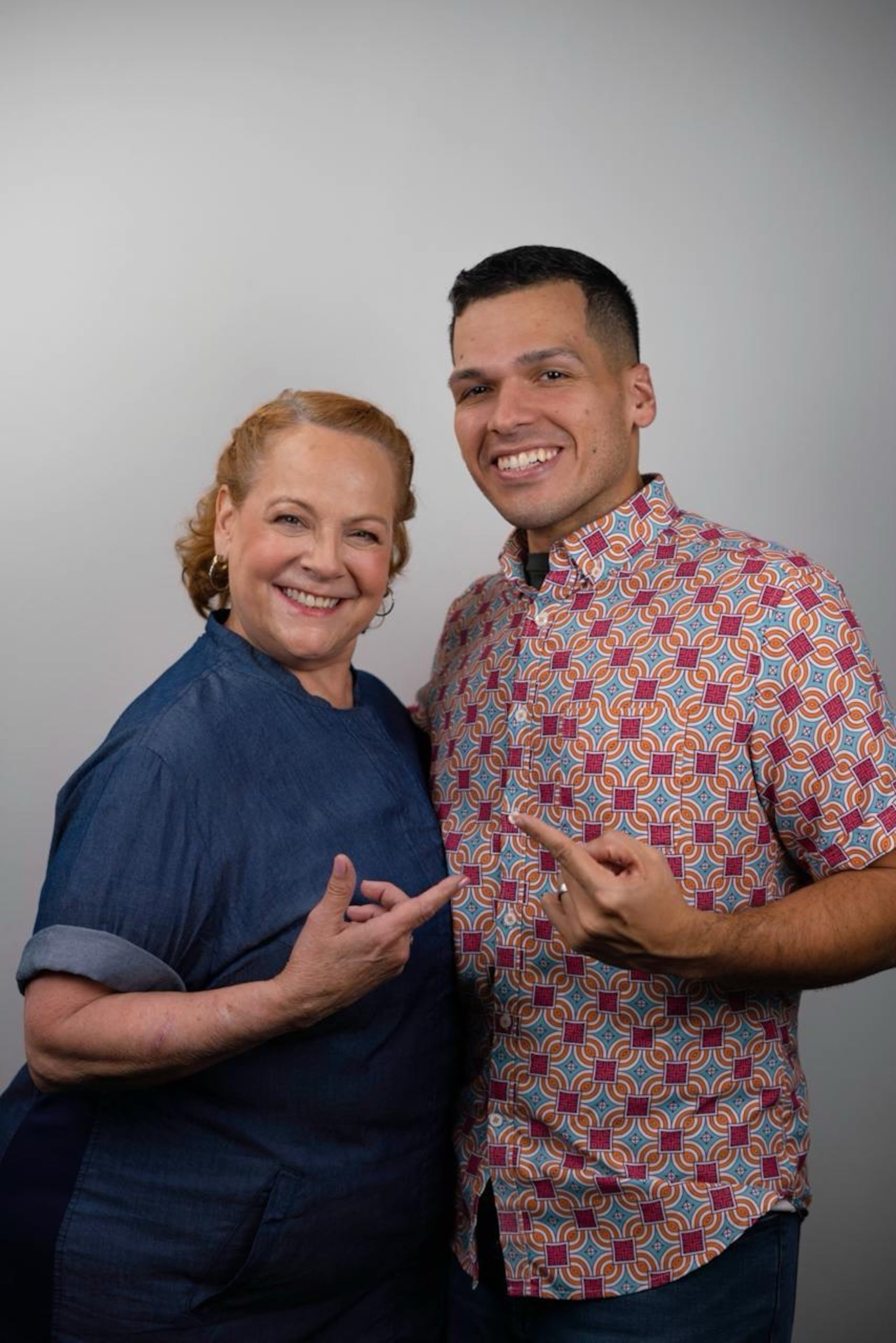 El creador de contenido Juan Vélez, de 'Come con Juan', se une a Giovanna Huyke para formar parte de la nueva propuesta gastronómica de WIPR.