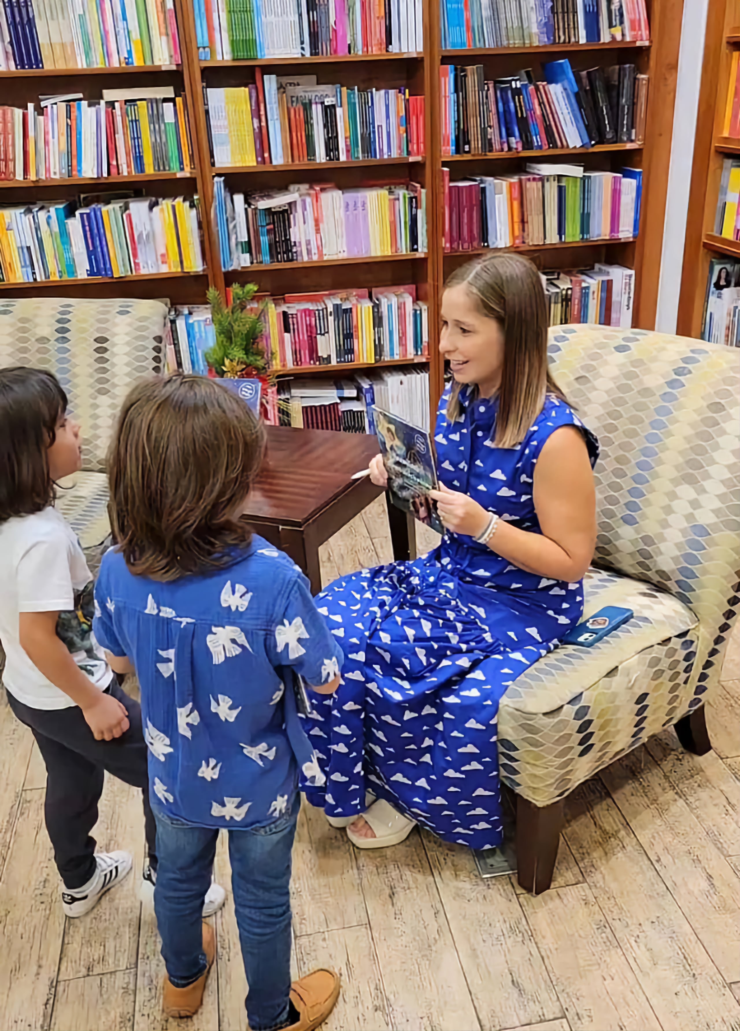 Nacido de una experiencia personal de pérdida gestacional, "Maximiliano, siempre serás lo máximo"  trata un tema que a menudo evitamos discutir con los más pequeños.