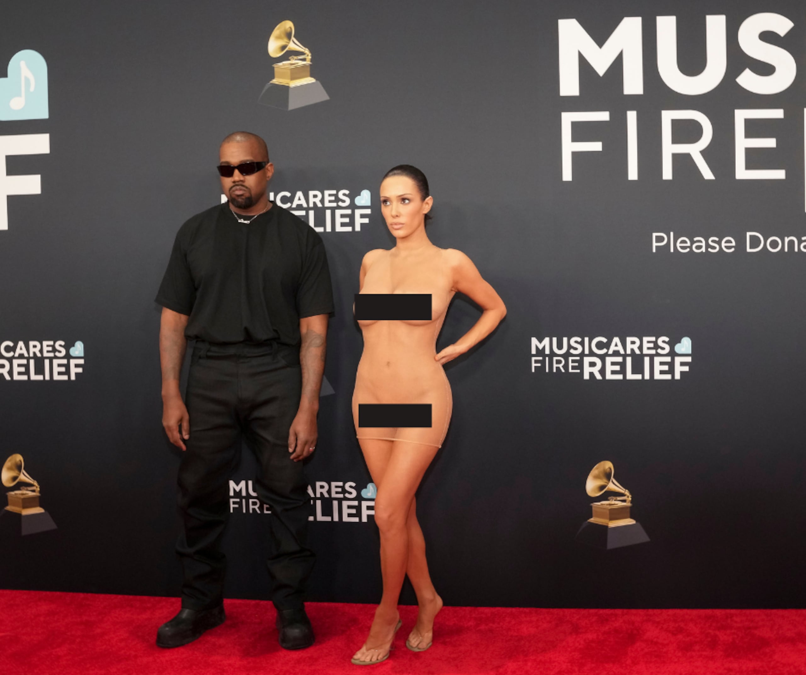 Tras la aparición en la alfombra roja, West y Censori no fueron vistos dentro del recinto de la gala, aunque no se ha confirmaron donde estuvieron después.