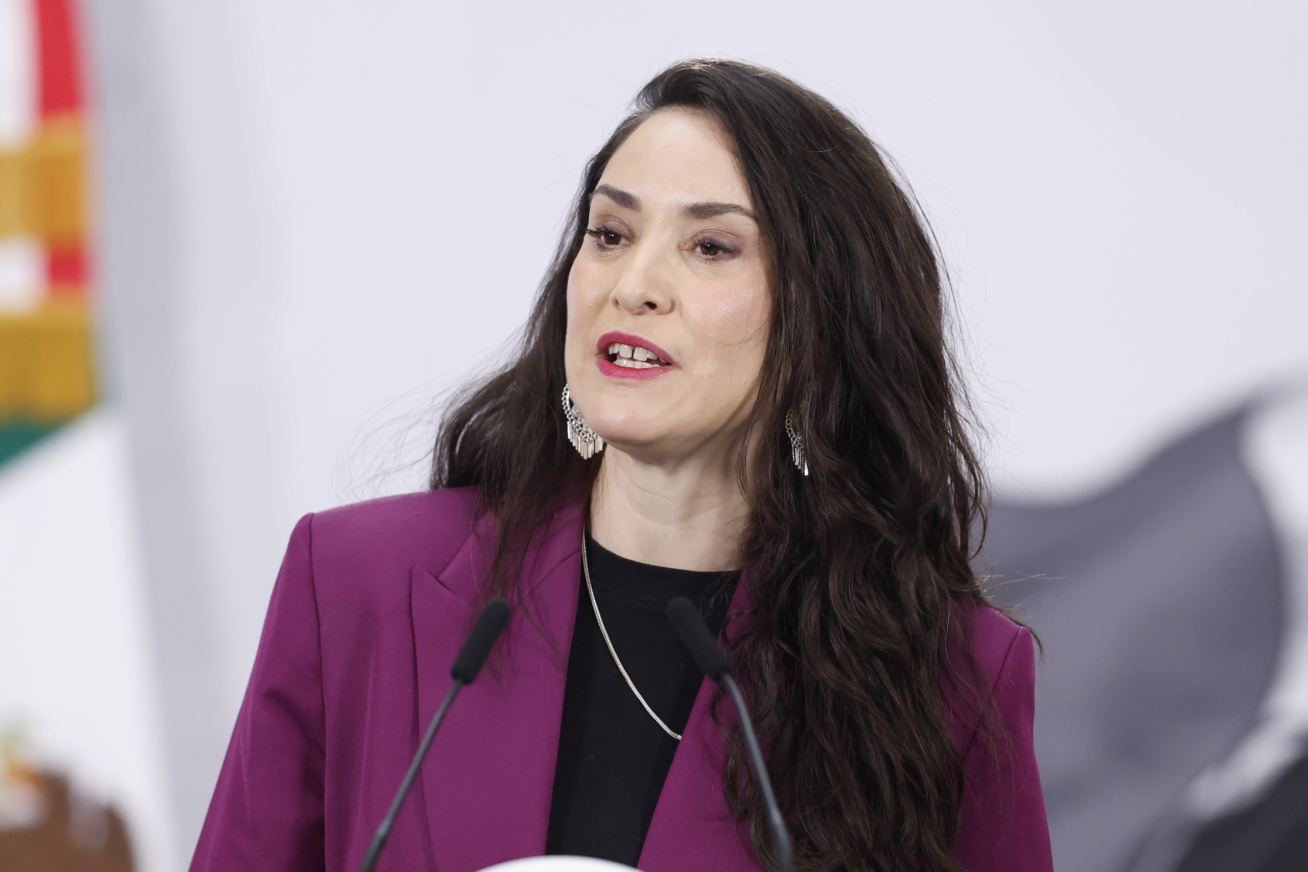 La secretaria de Cultura, Claudia Curiel de Icaza, habla durante una rueda de prensa en el Palacio Nacional de la Ciudad de México (México). Imagen de archivo. EFE/Sáshenka Gutiérrez