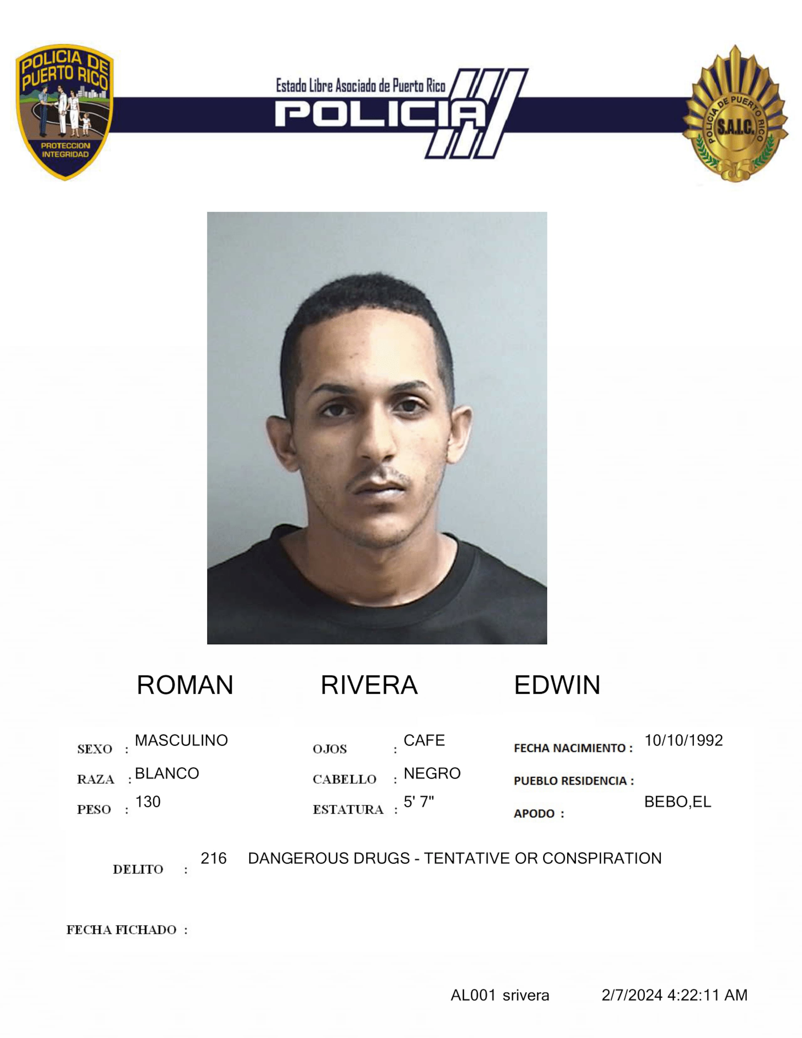 Edwin “Bebo” Román Rivera, de 31 años, fue identificado como el objetivo de los gatilleros. Este fue rematado en la escena.