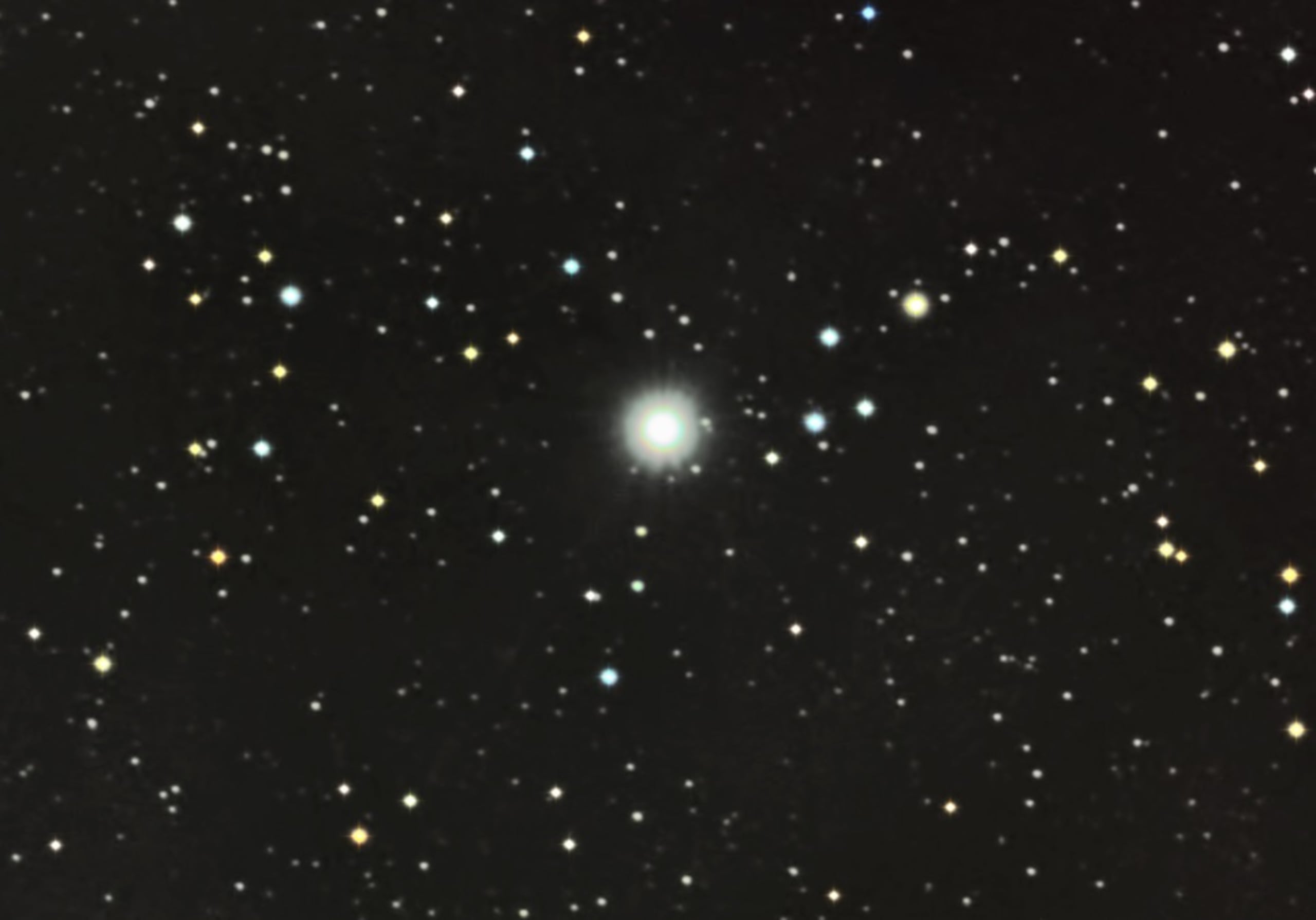A través de un telescopio, la explosión de la estrella luce impresionante, como demuestra la imagen captada desde Aguadilla por Efraín Morales, uno de los astrofotógrafos de la SAC.