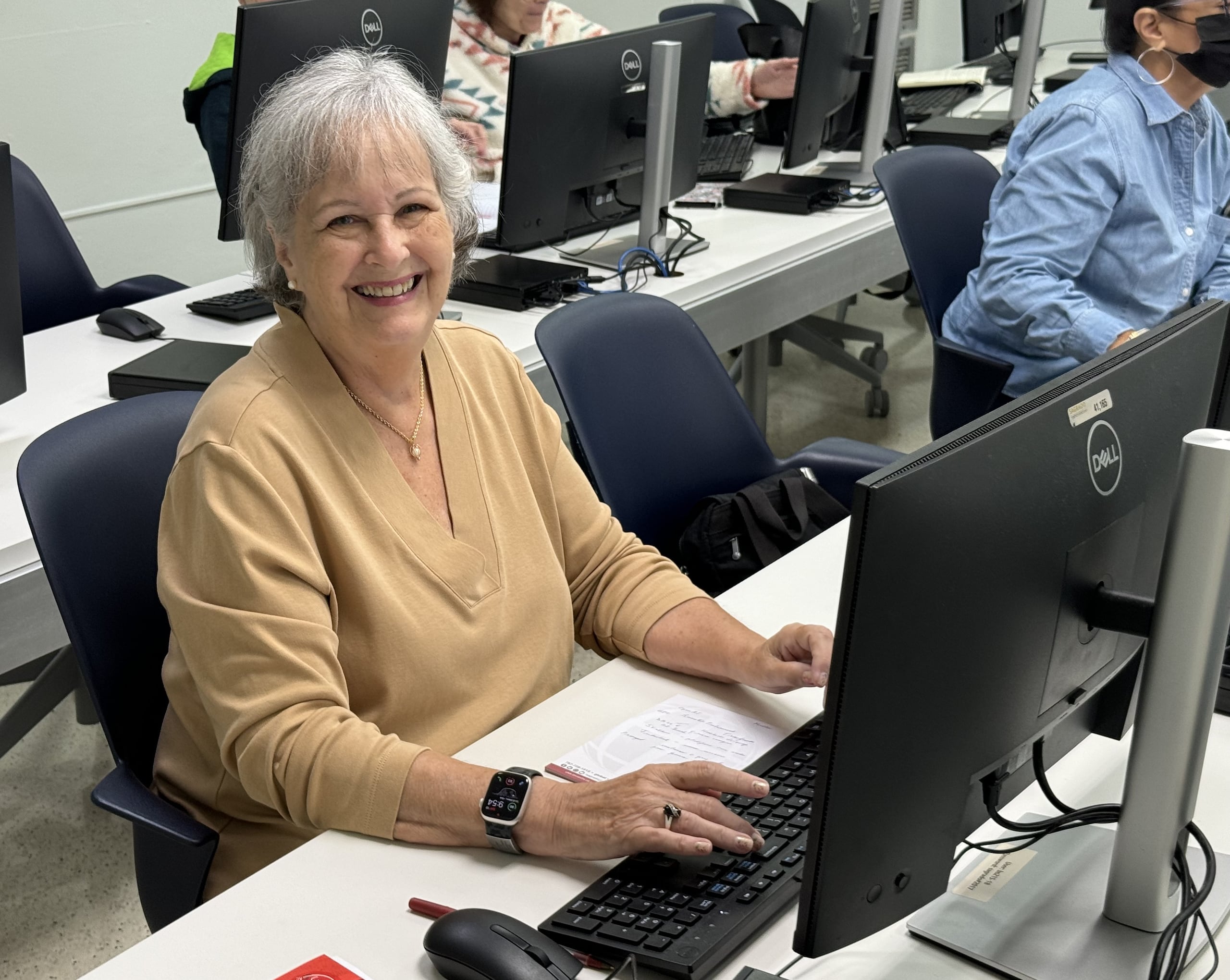 El programa es una gran oportunidad para crear comunidad entre los adultos mayores.