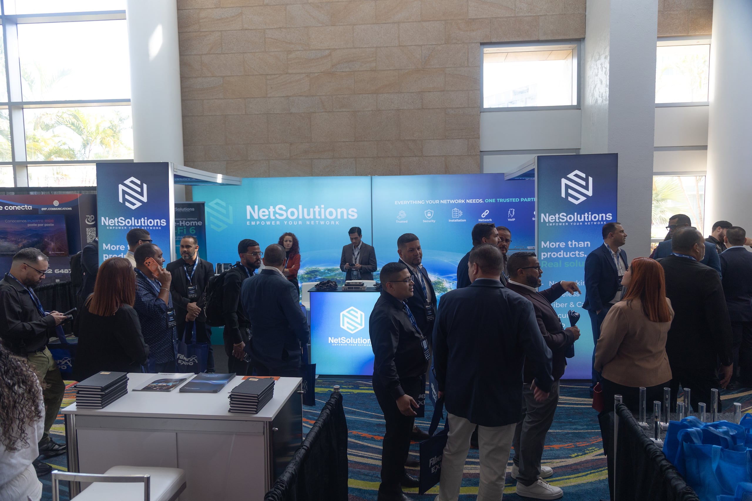 FiberX Expo se ha consolidado como esa plataforma donde los miembros de la industria pueden conocer las tendencias tecnológicas, intercambiar conocimiento y encontrar oportunidades de colaboración en el sector.