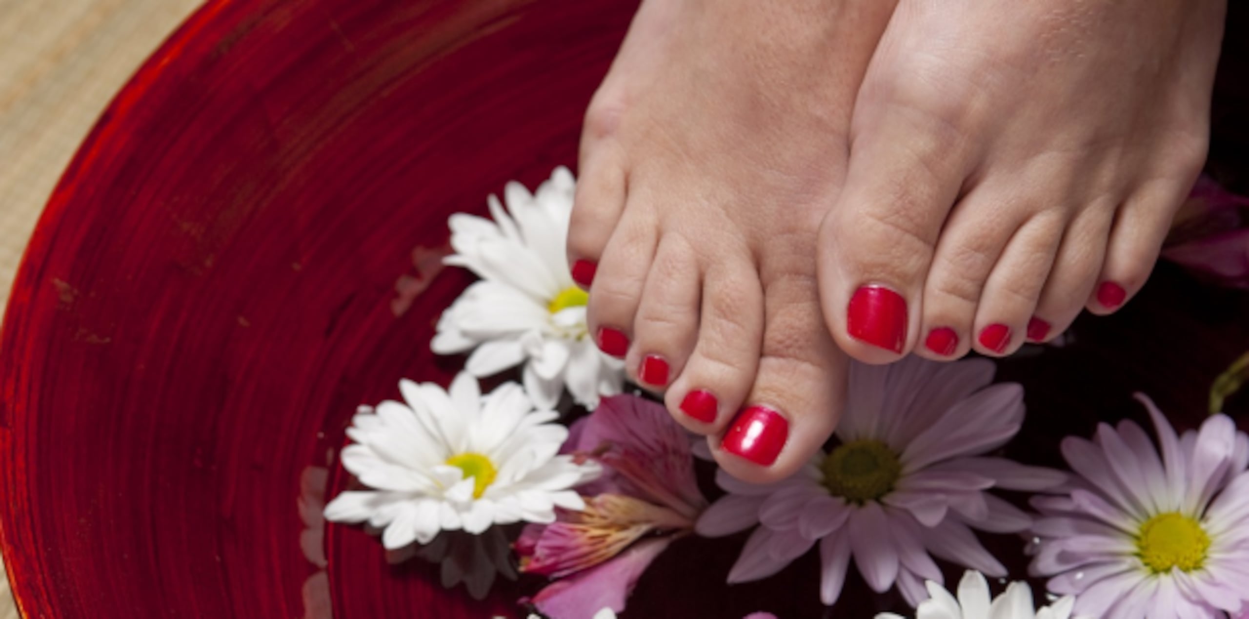 La función de una pedicura profesional es limpiar los pies a profundidad e hidratarlos. (Suministrada)