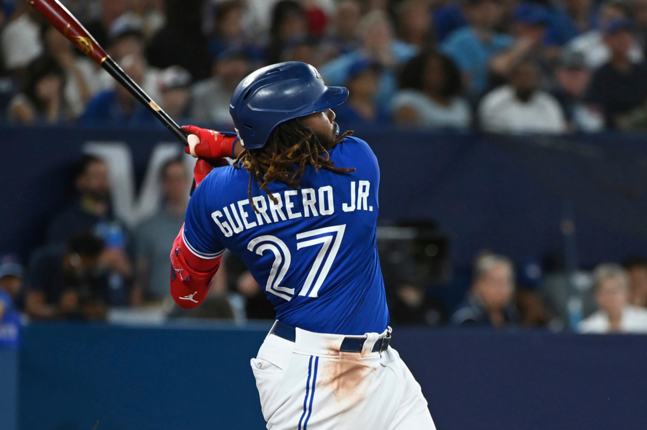 Vladimir Guerrero Jr. conectó un jonrón en el sexto inning ante Oakland.