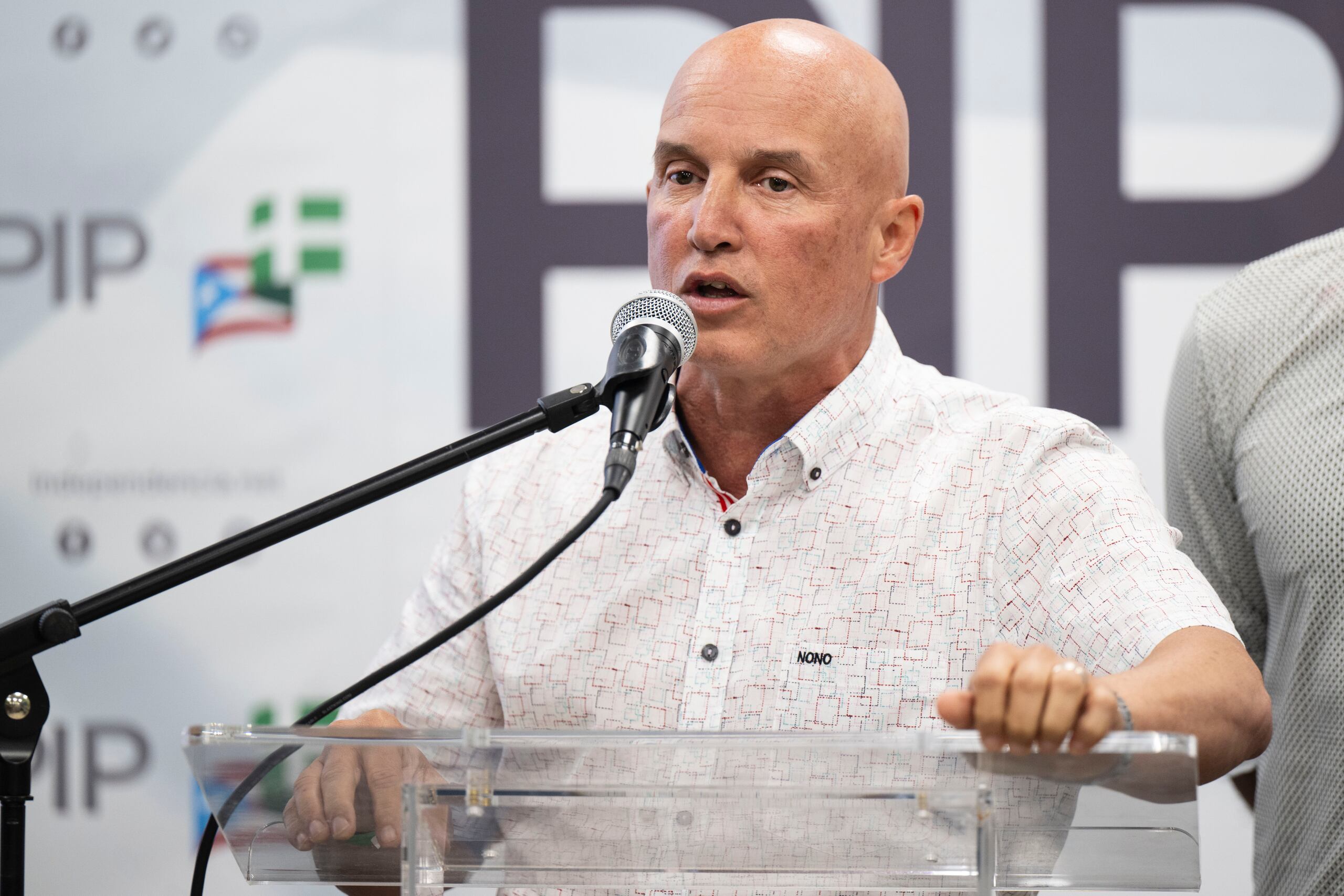 5 de noviembre de 2024. San Juan, PR. MCD/ELECCIONES. Ambiente en los predios de la sede del Partido Independentista Puertorriqueño (PIP) a una hora del cierre de los colegios de votación de Las Elecciones Generales del 2024, en las que esa colectividad estableció una Alianza con el Movimiento Victoria Ciudadana (MVC). En la foto Calixto Negrón, director de campaña de Juan Dalmau. FOTO POR: Carlos Rivera Giusti/GFR Media.
Juan Dalmau, Voto, Elecciones, Partido Independentista Puertorriqueño, Alianza