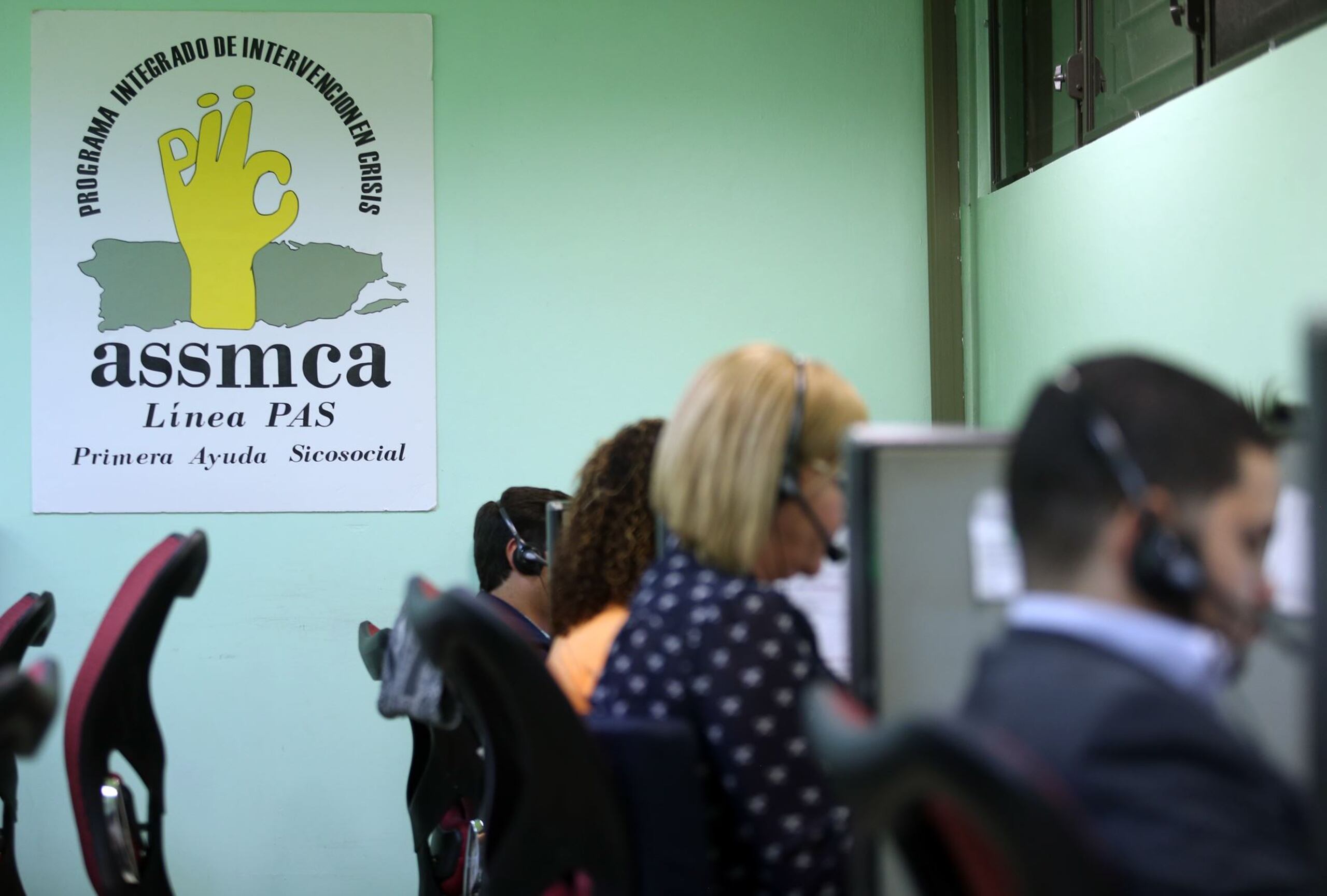 La línea PAS funciona las 24 horas del día. (GFR Media)