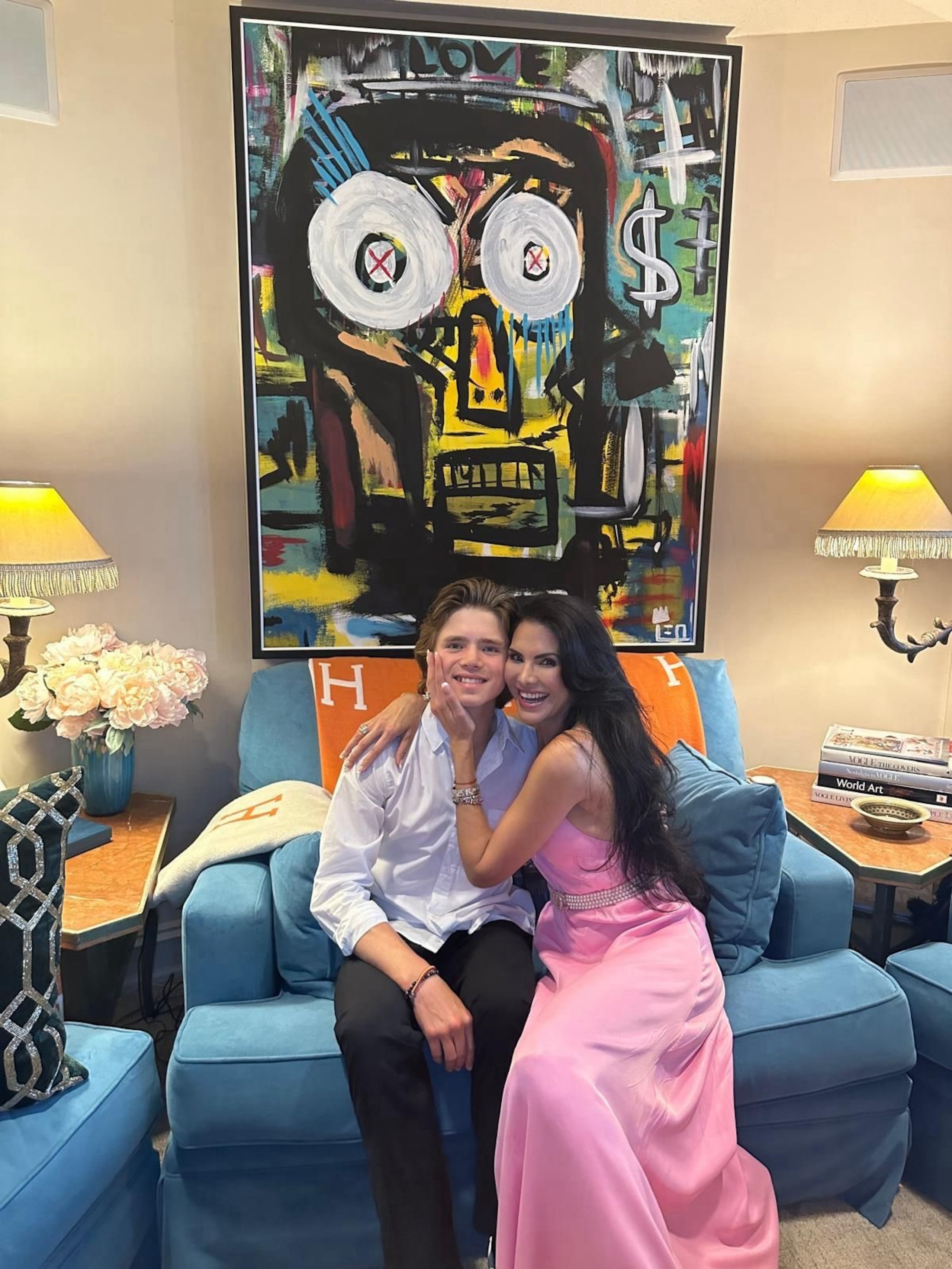 Leonardo de Ohoven junto a su mamá, la ex Miss Puerto Rico Universe Joyce Giraud.
