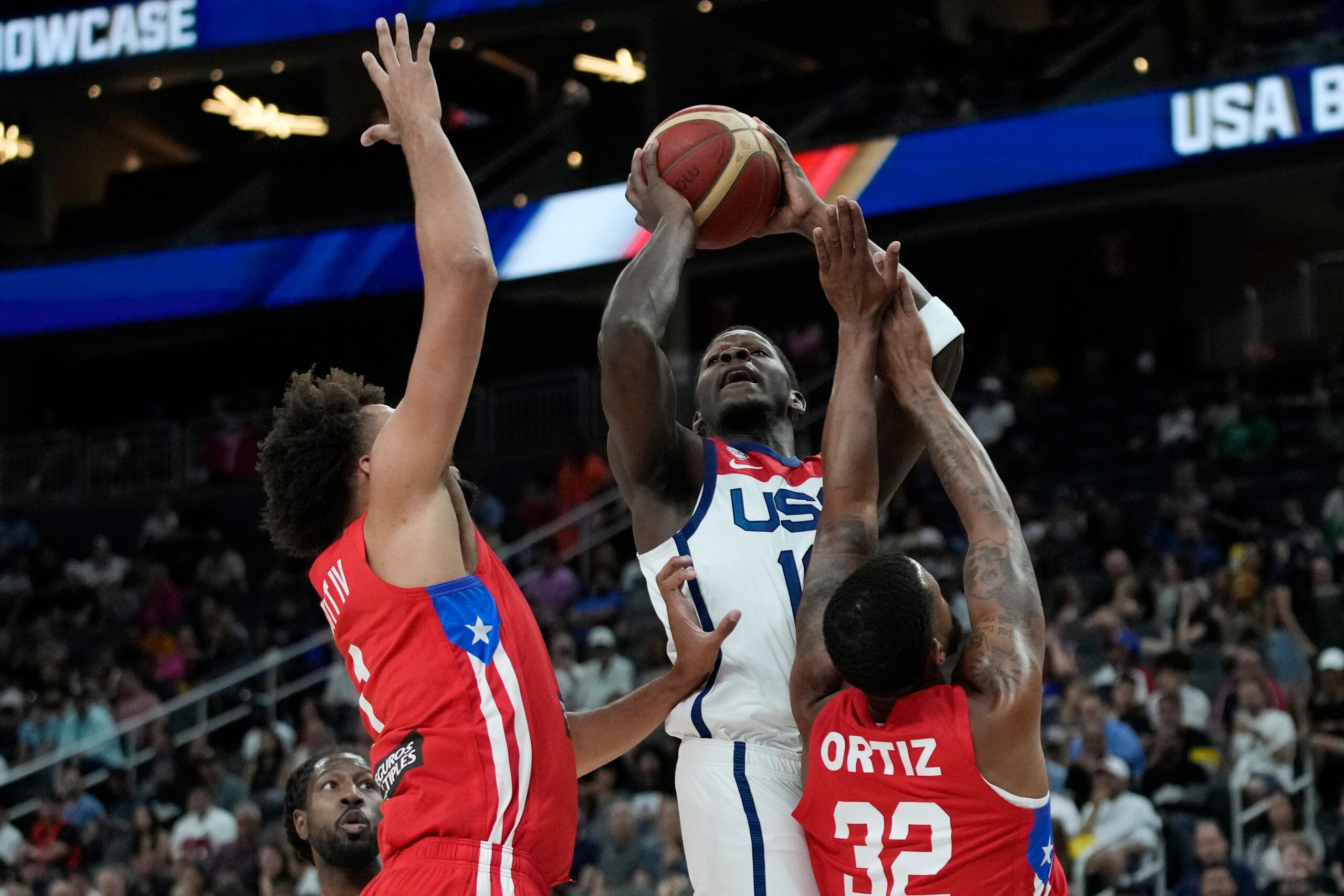 Anthony Edwards y los Estados Unidos jugaron de fogueo ante Puerto Rico, España, Eslovenia, España, Grecia y Alemania de camino a la Copa del Mundo.