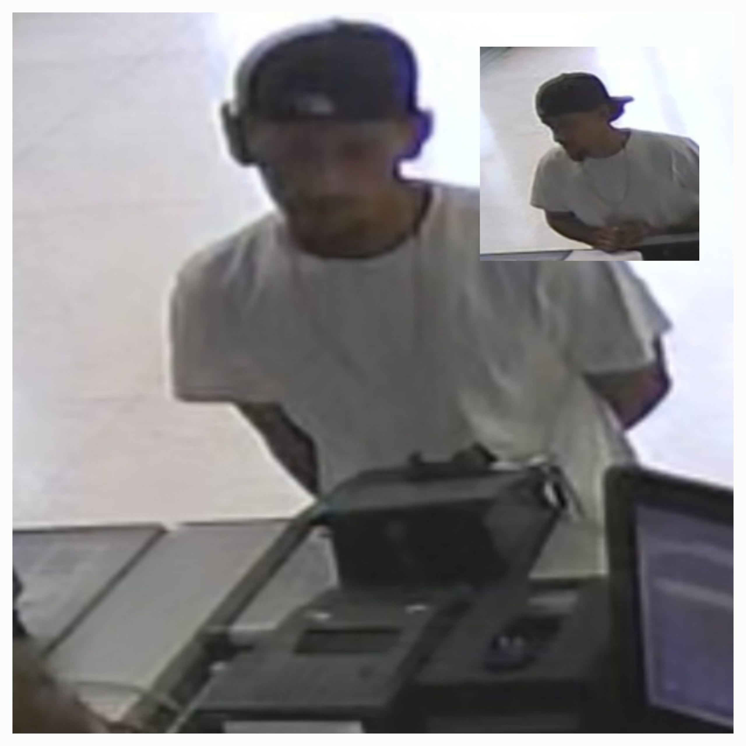 Las autoridades solicitaron la ayuda de la ciudadanía para la identificación y arresto de este hombre, que figura como sospechoso de un esquema de fraude.