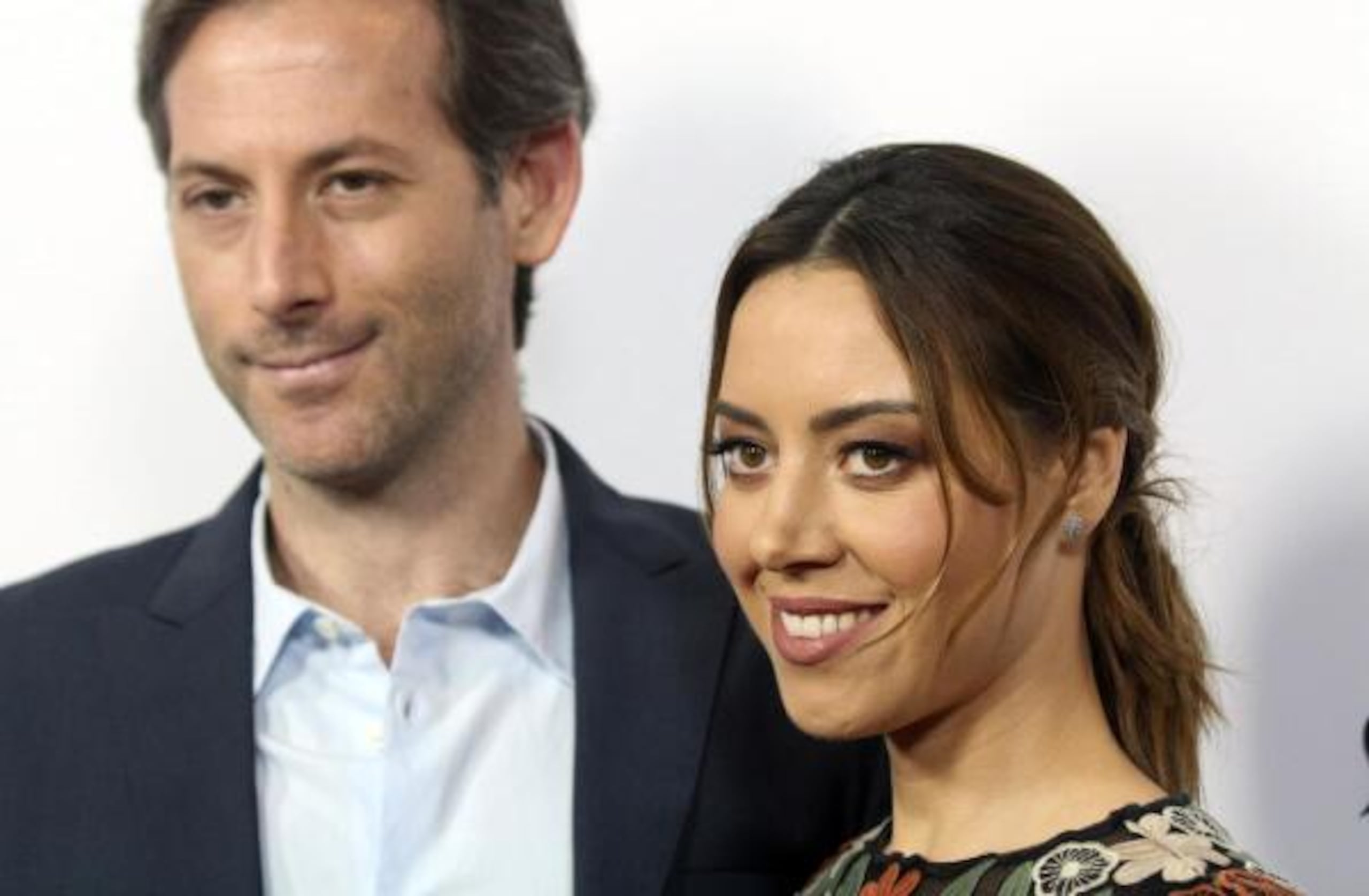 Aubrey Plaza y Jeff Baena.