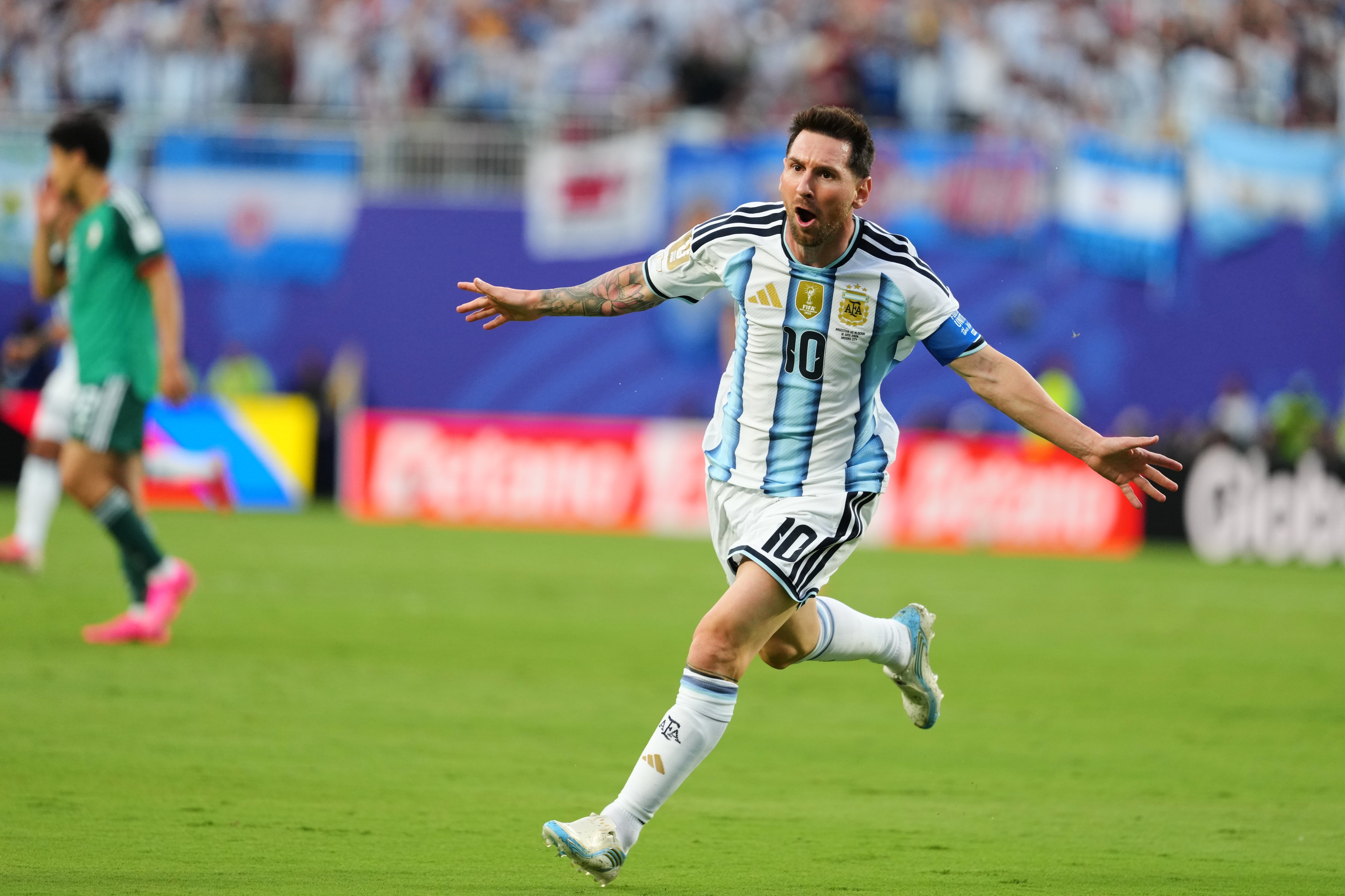 La magia de Messi: Hat-trick para arrancar su sexto Mundial