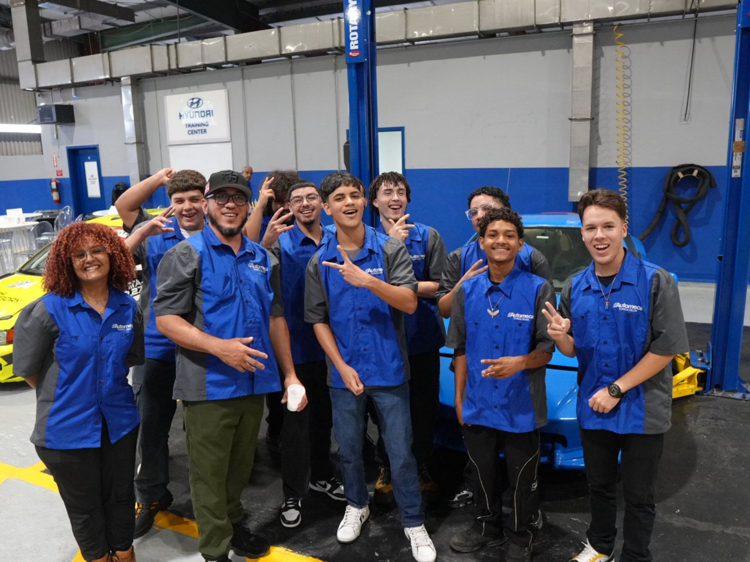 Los estudiantes del recinto de Bayamón están entusiasmados con esta experiencia.