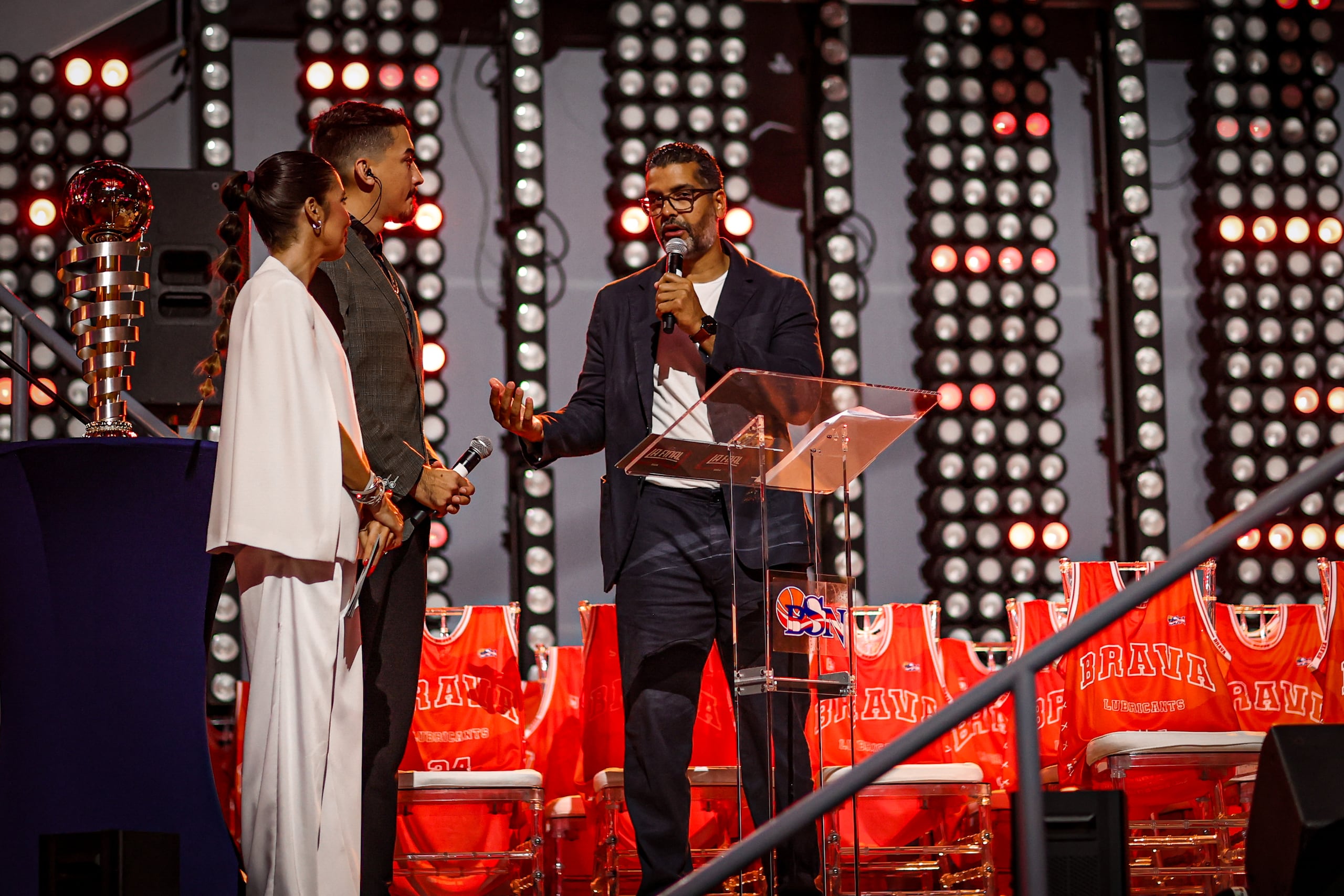 Ricardo Dalmau durante el "Tip Off Party" del BSN en el Distrito T-Mobile.