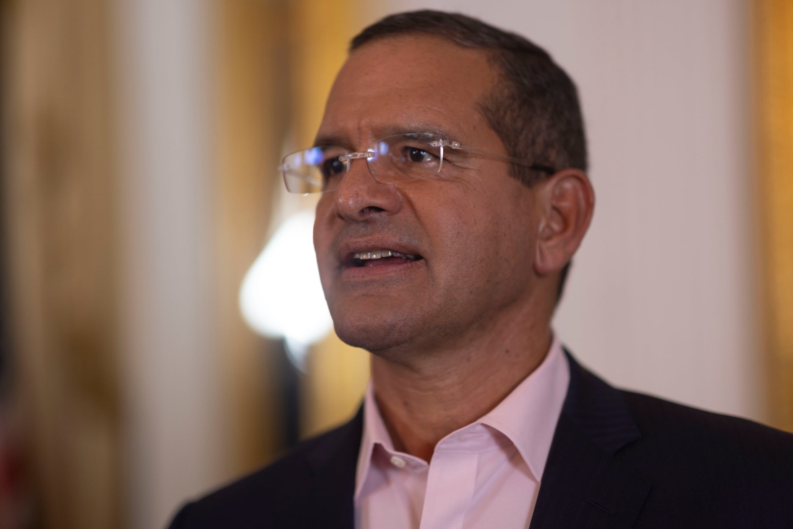 Pierliuisi explicó que  el Plan de Ordenamiento Territorial facilita a los municipios a obtener ayudas federales al tiempo que también logran ser más eficientes y asertivos en la toma de decisiones al contar con guías y objetivos claros.