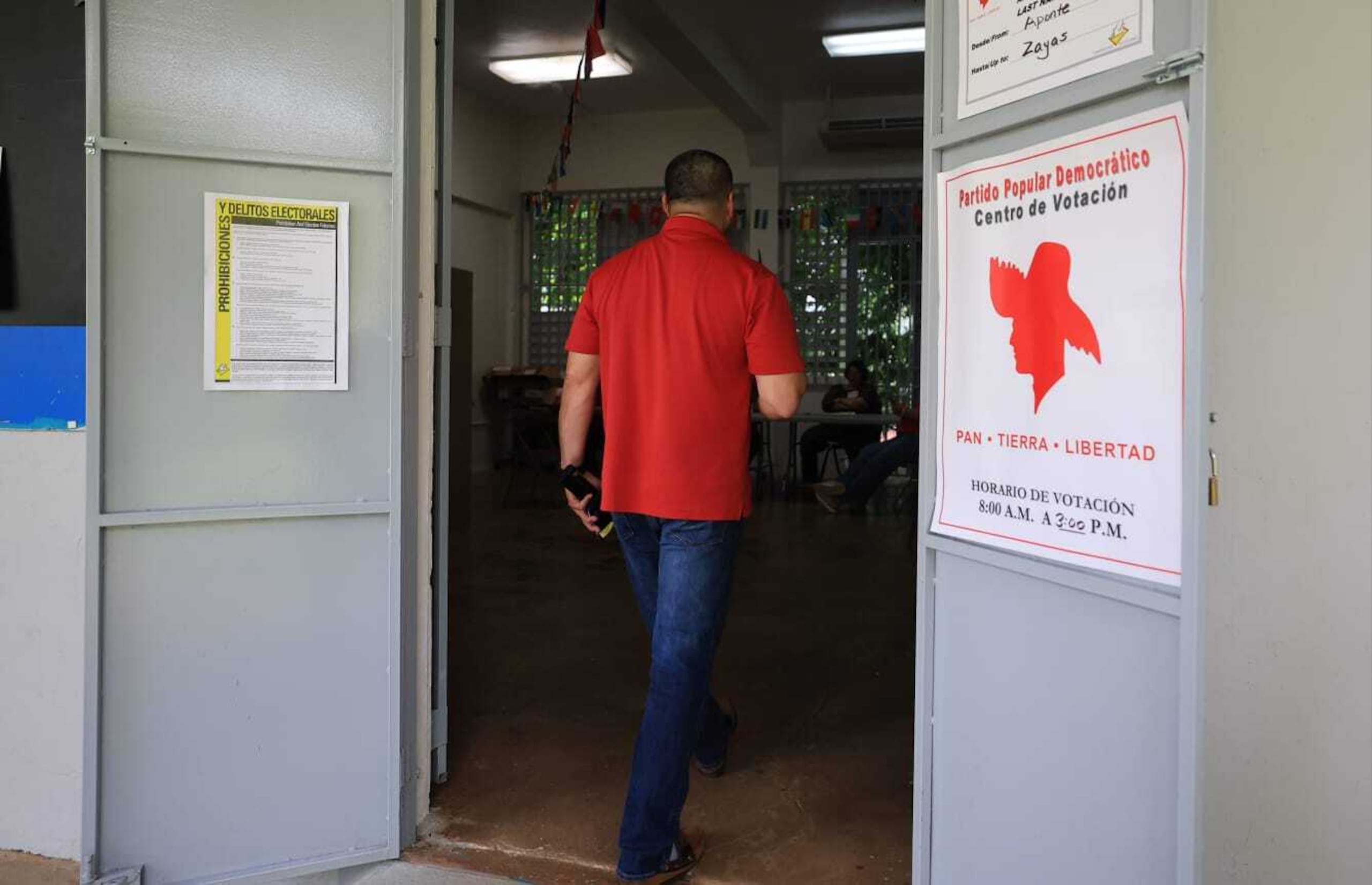 Ambos candidatos, sin embargo, coincidieron en que, más allá de los problemas a nivel persona que enfrenta Aponte Rosario, darían continuidad al menos a parte su trabajo en la Cámara de Representantes.