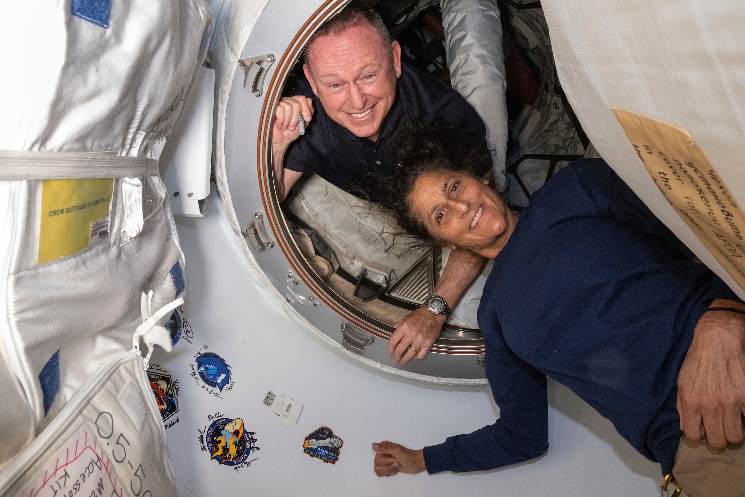 Los pilotos de la cápsula Starliner, Butch Wilmore y Suni Williams se encuentran en la EEI desde junio, cuando la nave regresó a la Tierra sin tripulación tras haber presentado varios fallos.
