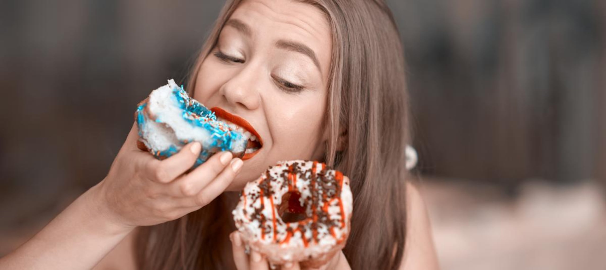 Hacer elecciones alimentarias adecuadas puede ayudar a disminuir el deseo de consumir azúcar.