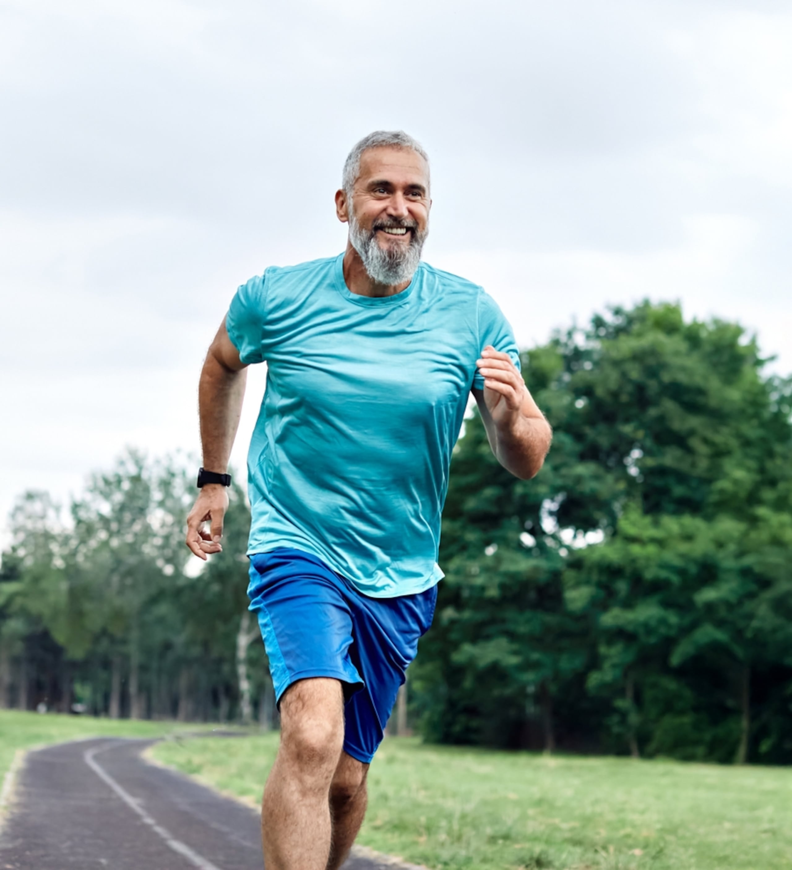 Incluir una variedad dentro de todos los grupos de alimentos de manera balanceada y moderada es vital para evitar deficiencias nutricionales.