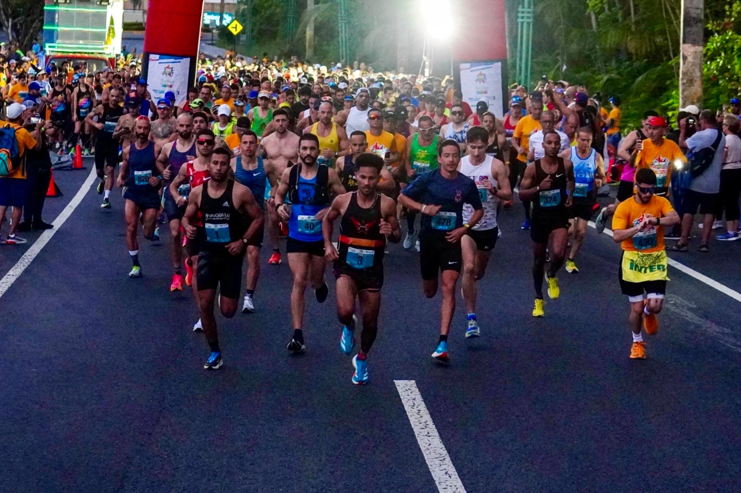 El evento que incluyó pruebas a las distancias de 10K y 5K contó con 1,200 competidores.