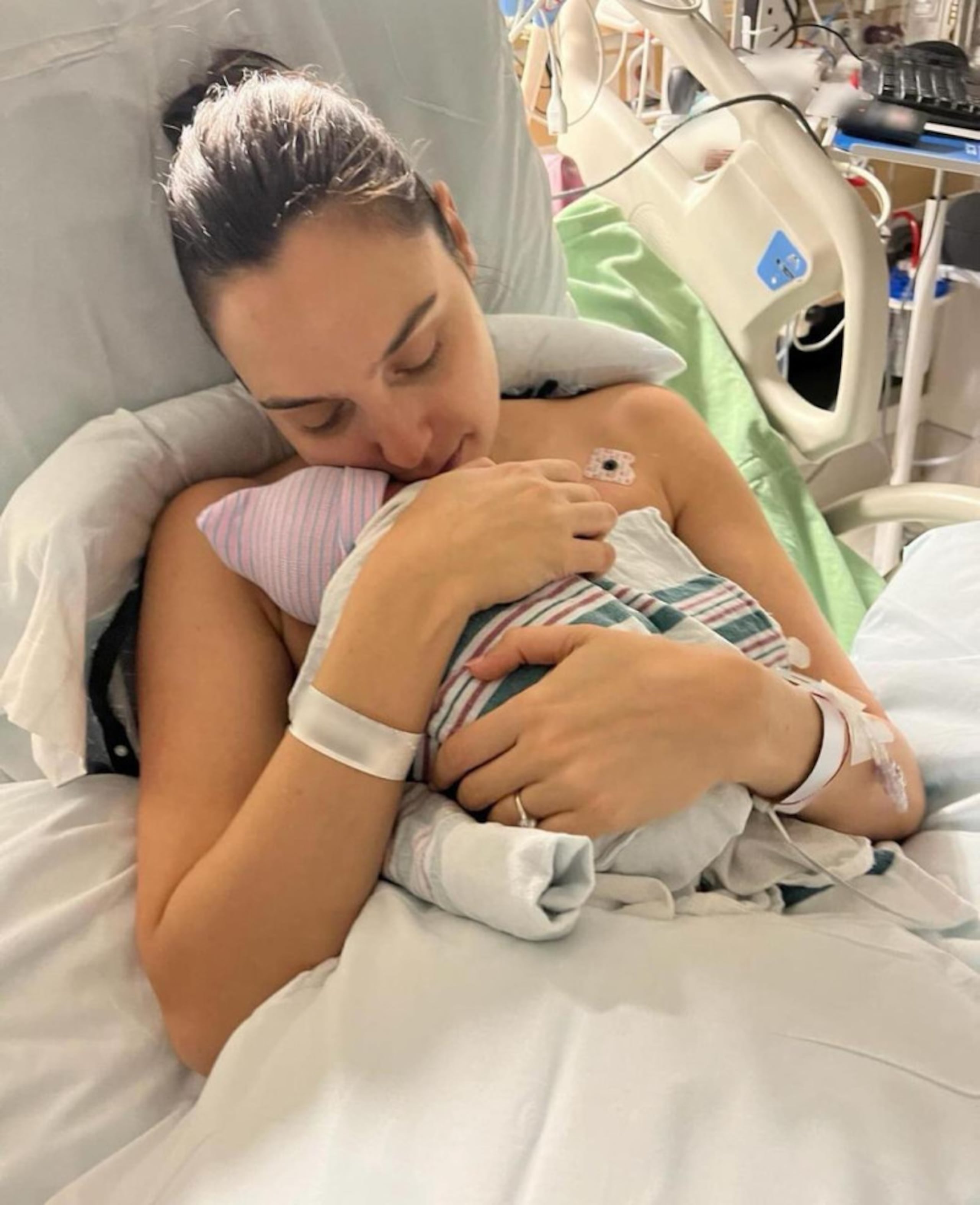 La exmodelo está casada con el productor Yaron Varsano, desde el 2008.