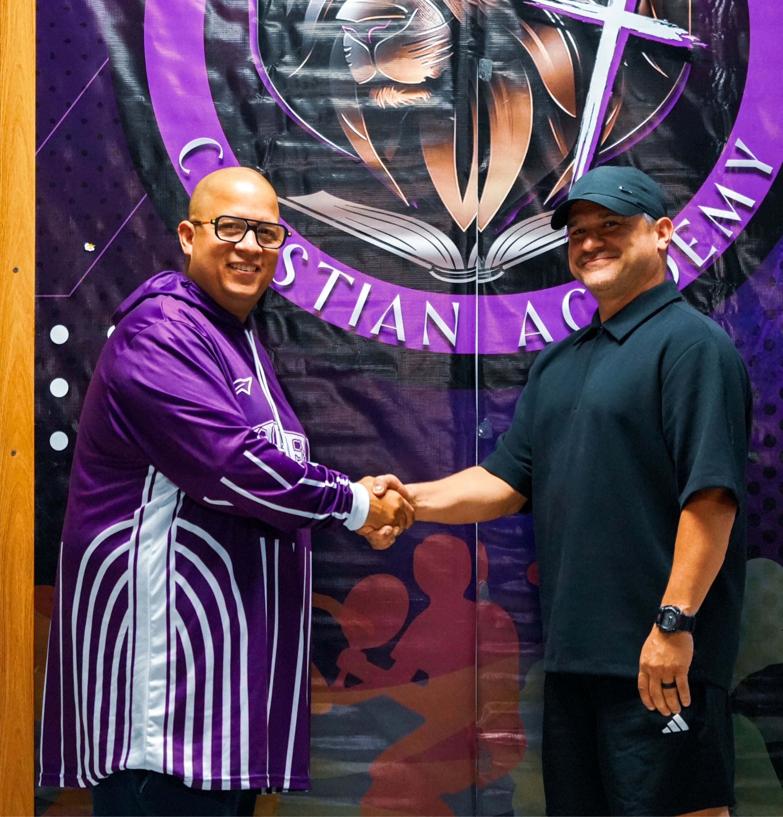 Juan Cardona y el pastor Héctor Delgado