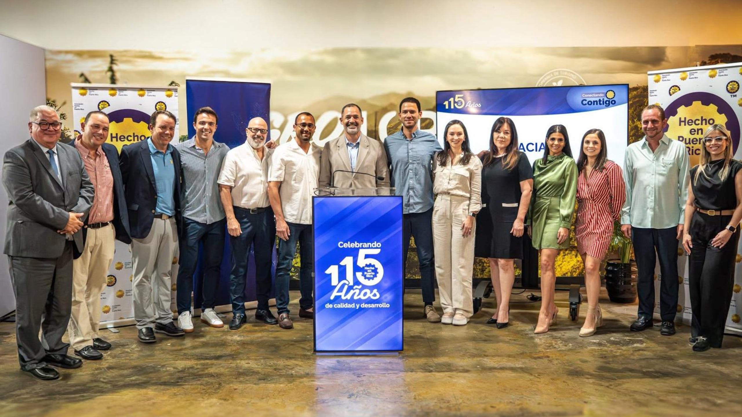 Protagonistas de la pasada temporada de la serie “Detrás del Sello” que ahora está en su quinta temporada.
