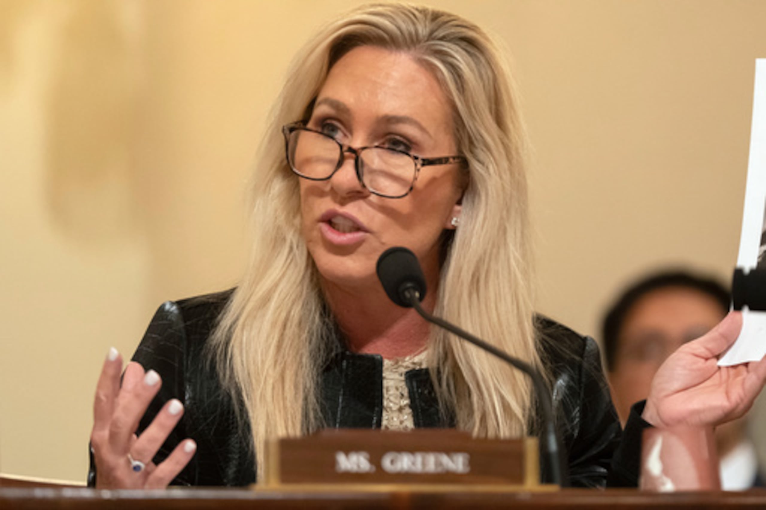 En vísperas de la elección, Greene acusó esta semana a Trump de “traicionar sus promesas de campaña de no más guerras extranjeras” tras atacar a Irán junto a Israel, por lo que acusó al presidente y a los republicanos de “j*derlo todo”.