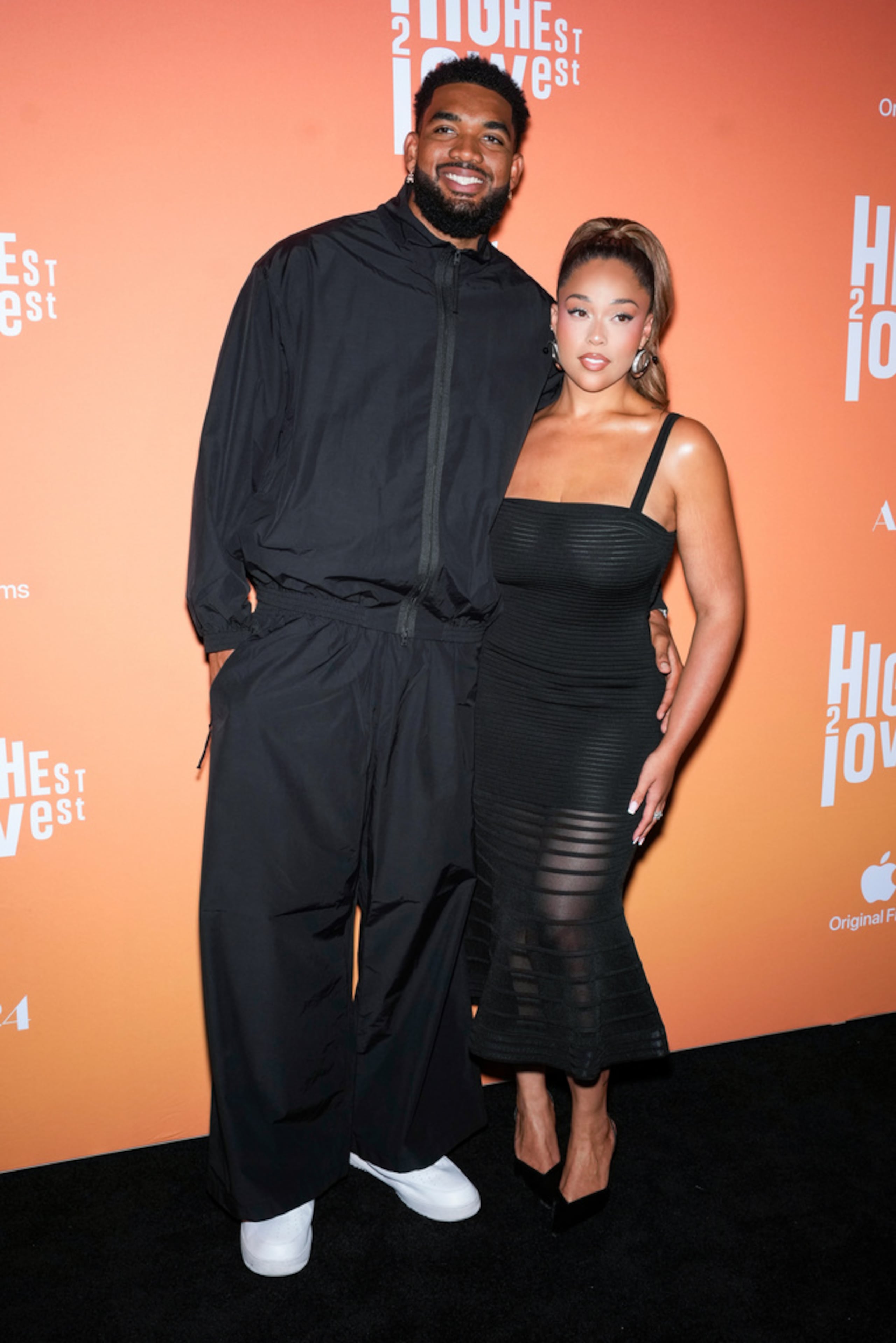Foto del 11 de agosto del 2025, Karl-Anthony Towns y Jordyn Woods atienden la premier de "Highest 2 Lowest" en el Brooklyn Academy of Music Harvey Theater.