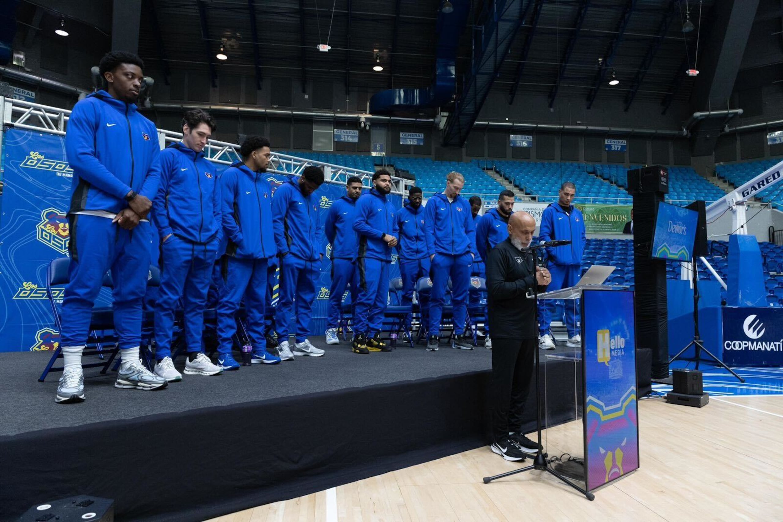 Los Osos de Manatí presentan a su equipo para la temporada 2026 del BSN.