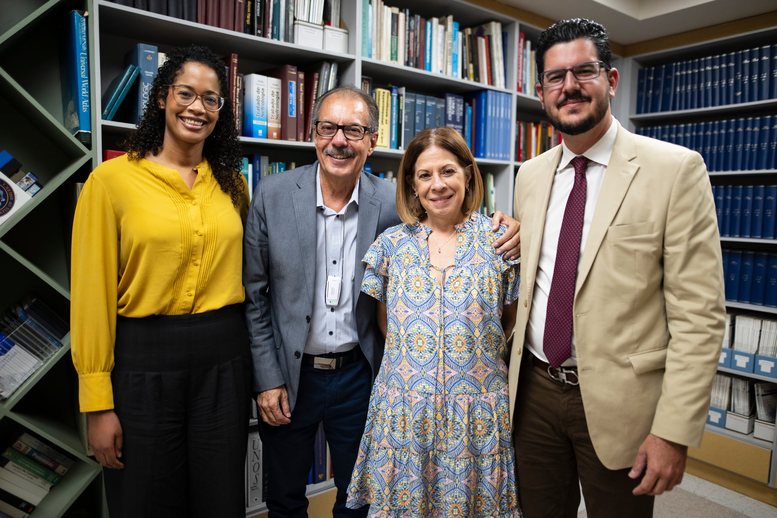 La Dra. Francis S. Bauldrick, cirujano multiórganos y el Dr. Pedro Hernández, director quirúrgico estuvieron a cargo de la intervención.