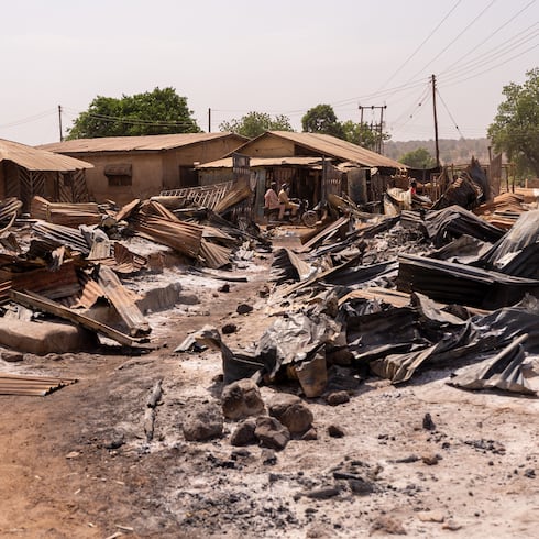 Desgarradoras imágenes del ataque a comunidades en Nigeria que han dejado 175 muertos