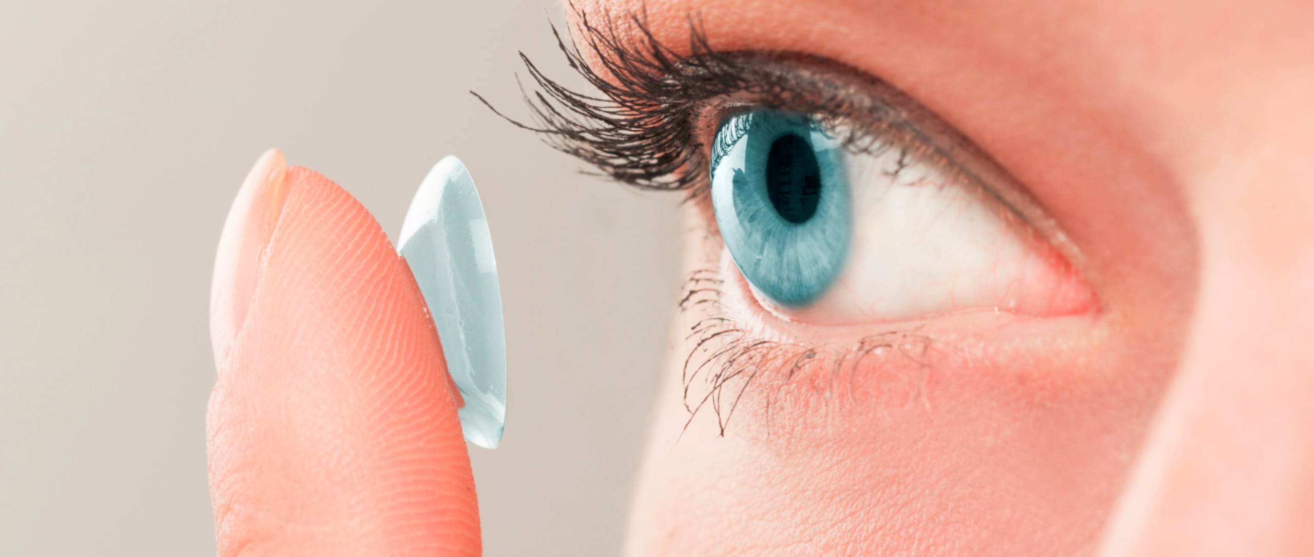 Existe gran cantidad de peligros para los ojos cuando los lentes de contacto no se usan correctamente. (iStock)