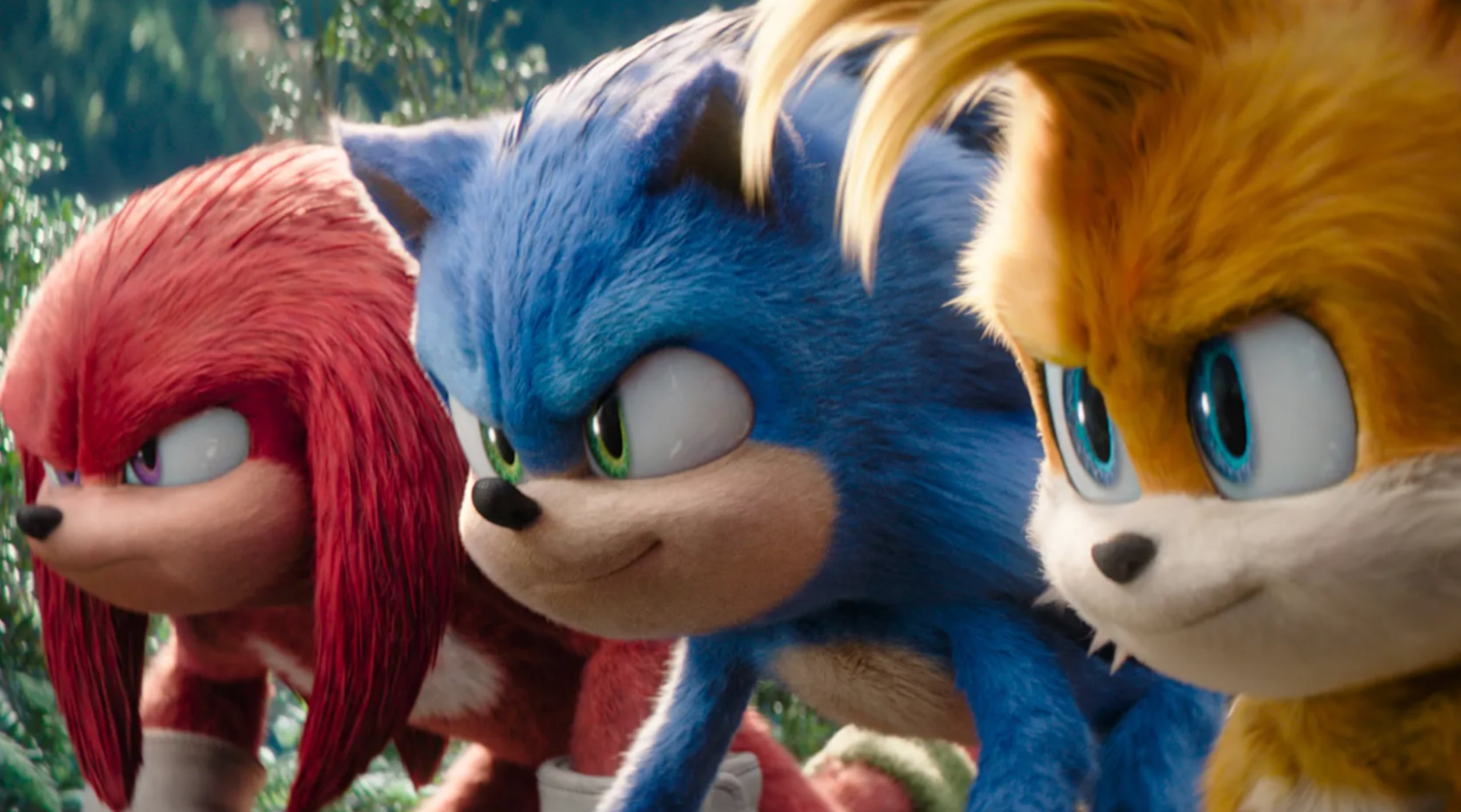 Knuckles (Idris Elba), Sonic (Ben Schwartz) y Tails (Colleen O'Shaughnessey) en una escena de "Sonic 3".