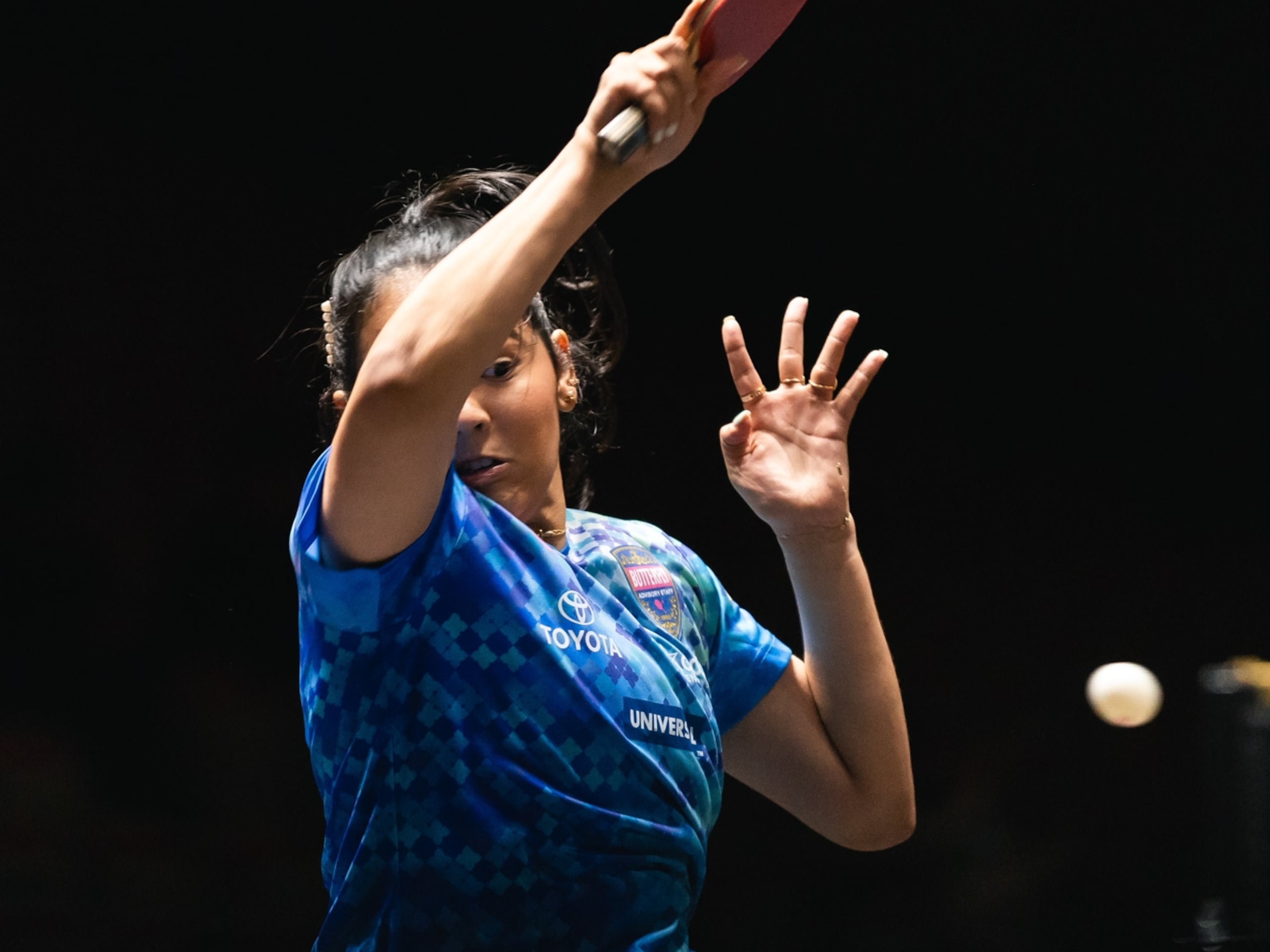 Adriana Díaz, aquí durante su acción de sencillos en el torneo Smash de China, vuelve a jugar el dobles este jueves.